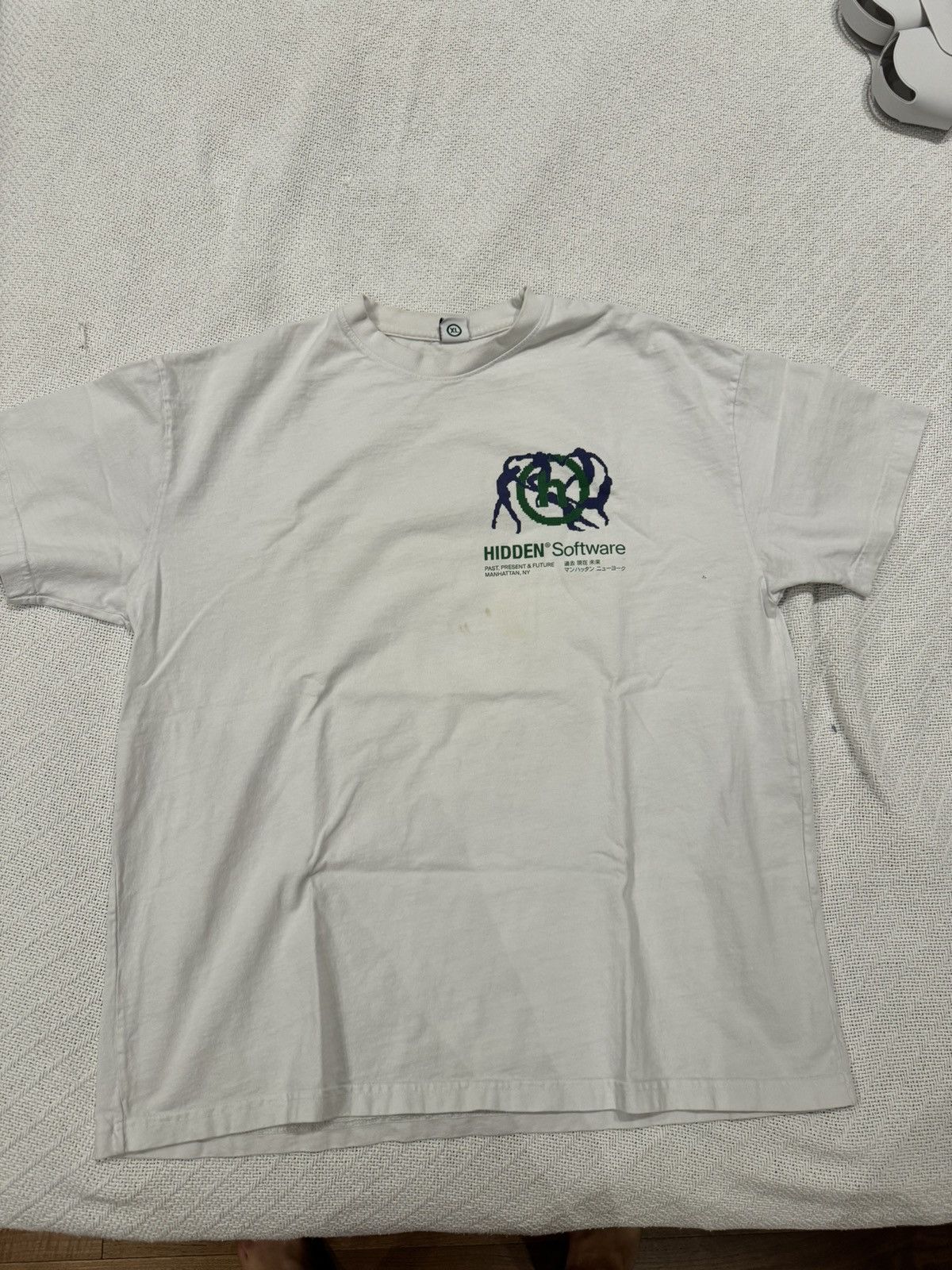 HIDDEN HIDDEN x Fiji Mountain WHITE TEE Size US XL / EU 56 / 4 - 1 Thumbnail