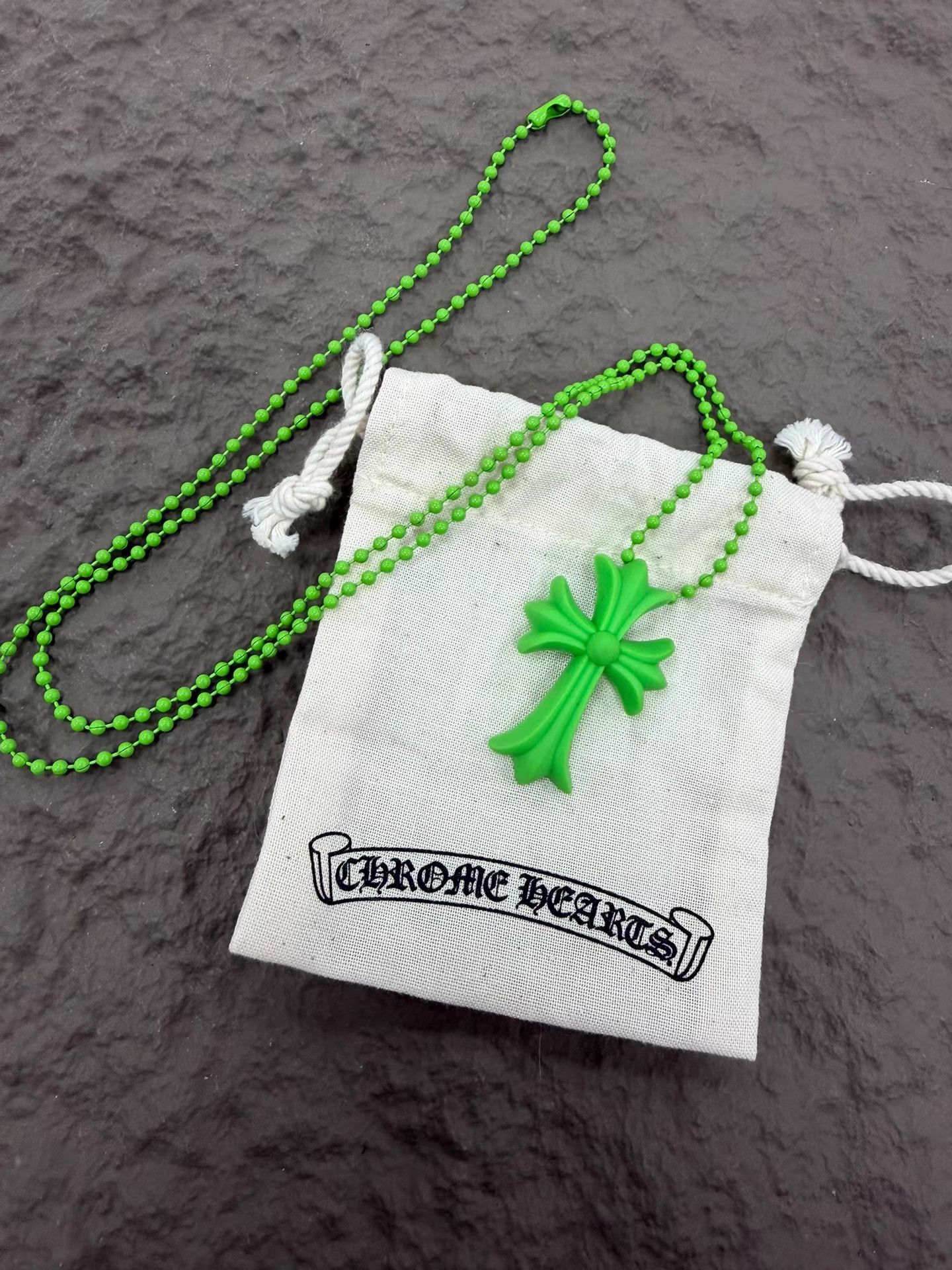 Chrome Hearts Chrome Hearts Green Resin Medium Cross Pendant Size ONE SIZE - 1 Thumbnail