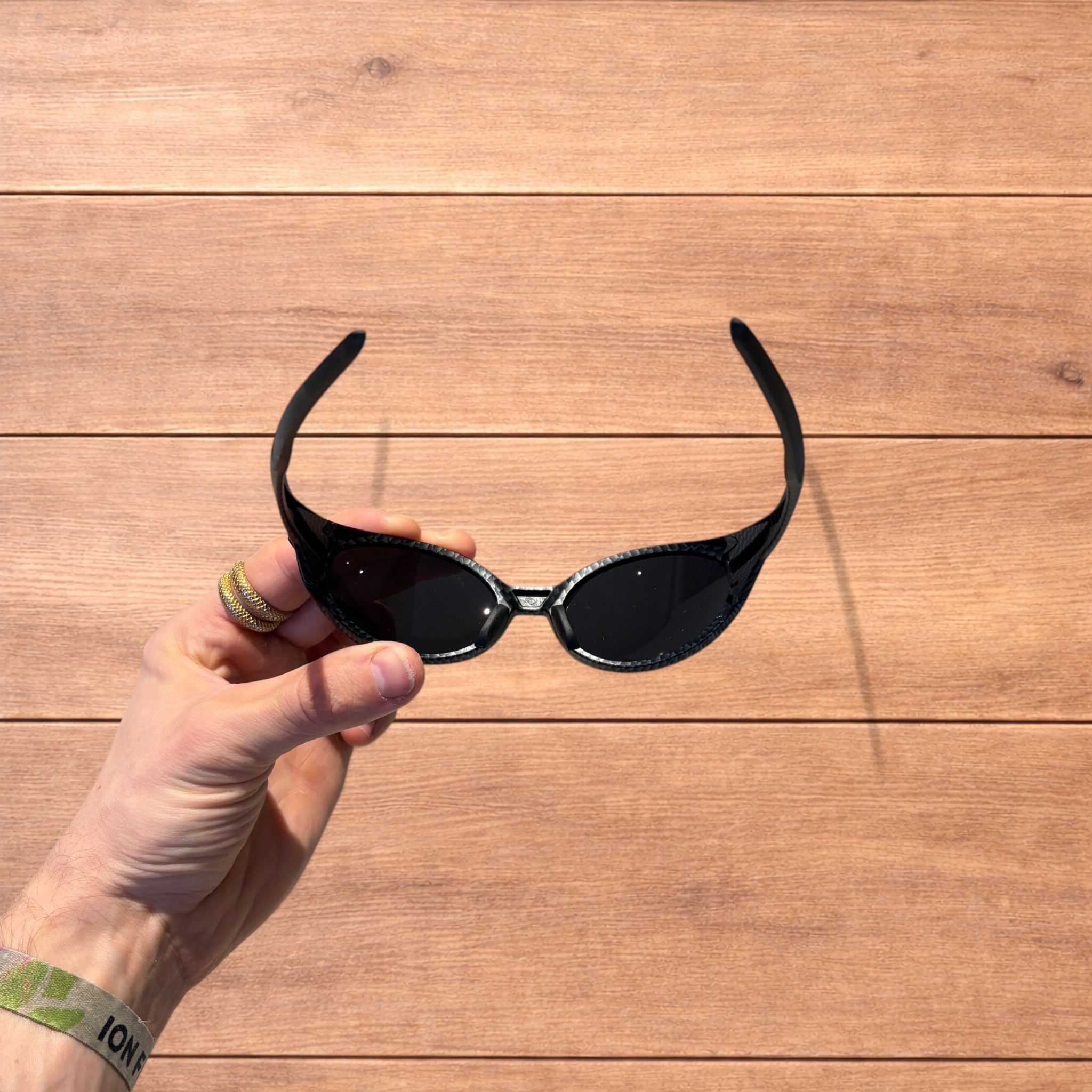 Japanese Brand Mirrored polarised sunglasses in graphite w/ black lens. Size ONE SIZE - 5 Thumbnail