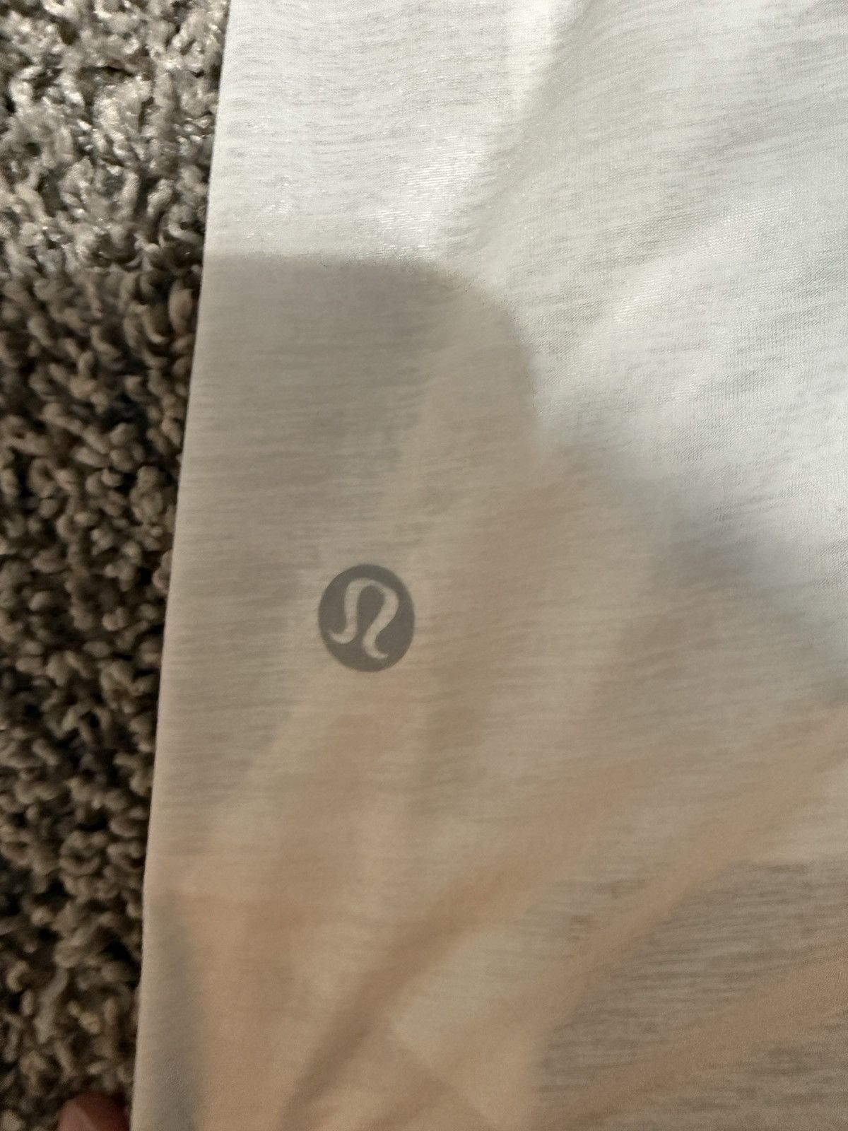 Lululemon Lululemon White Long Sleeve Top Size 4 Size S / US 4 / IT 40 - 3 Thumbnail