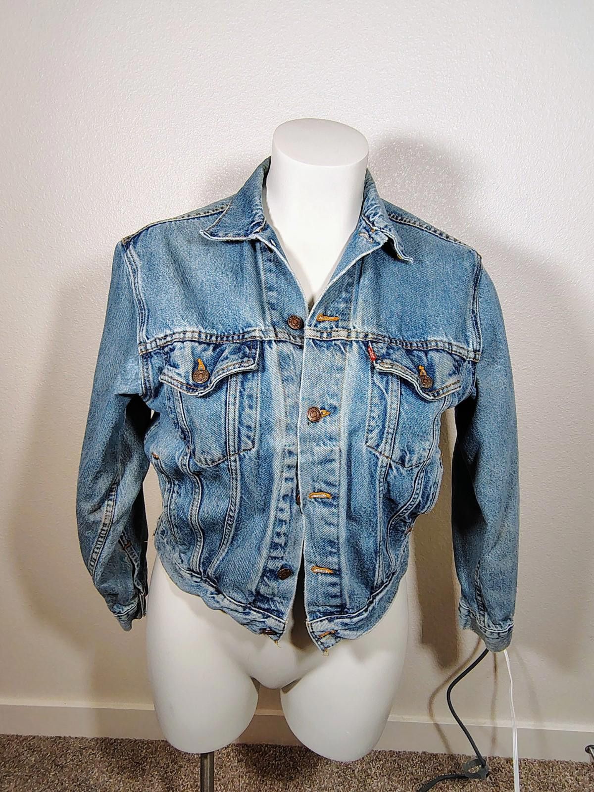 Levi's Vintage Levis 70507-0389 Denim Jean Trucker Jacket Made In U Size US S / EU 44-46 / 1 - 1 Thumbnail