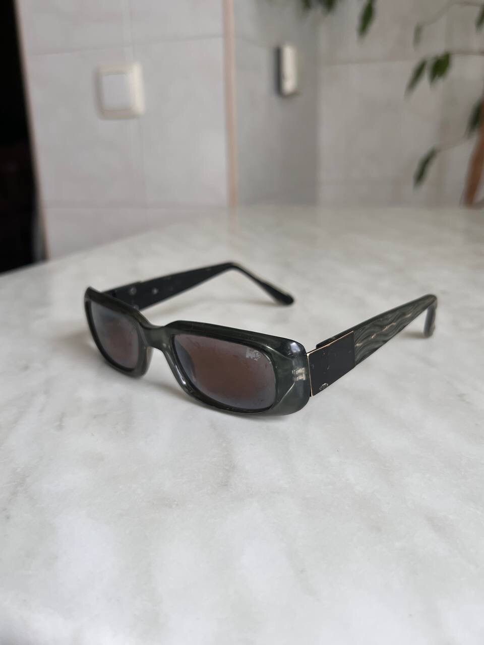 Electric Visual × Japanese Brand MTV VINTAGE SUNGLASSES 1990s Music Channel Square Frame rare Size ONE SIZE - 1 Thumbnail