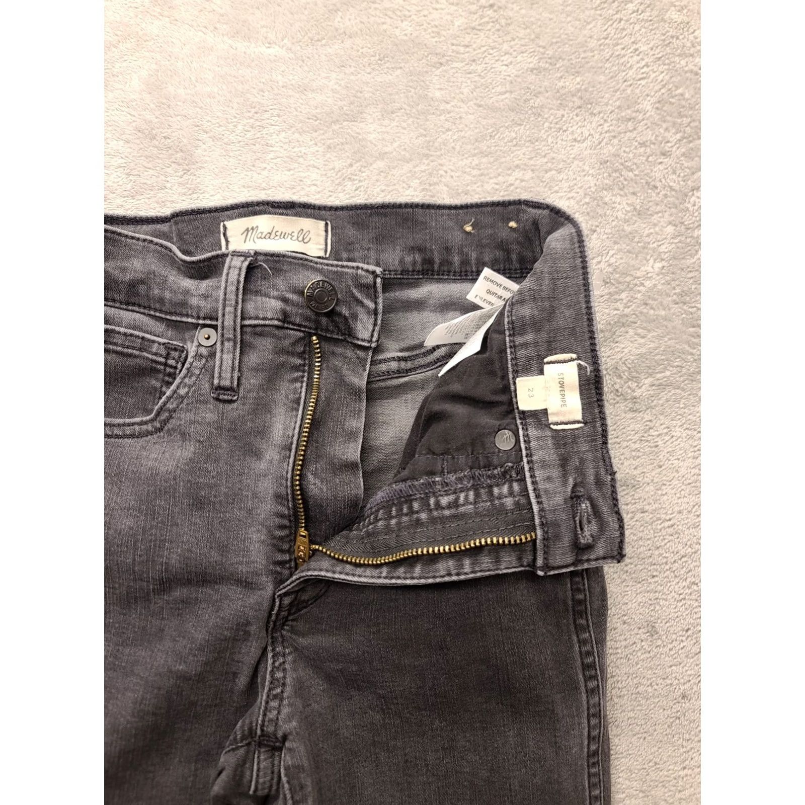 Madewell Madewell Jeans Womens 23 High Rise Stovepipe Straight Leg Raw Hem Black Stretch Denim Size 40" / US 18 - 6 Thumbnail