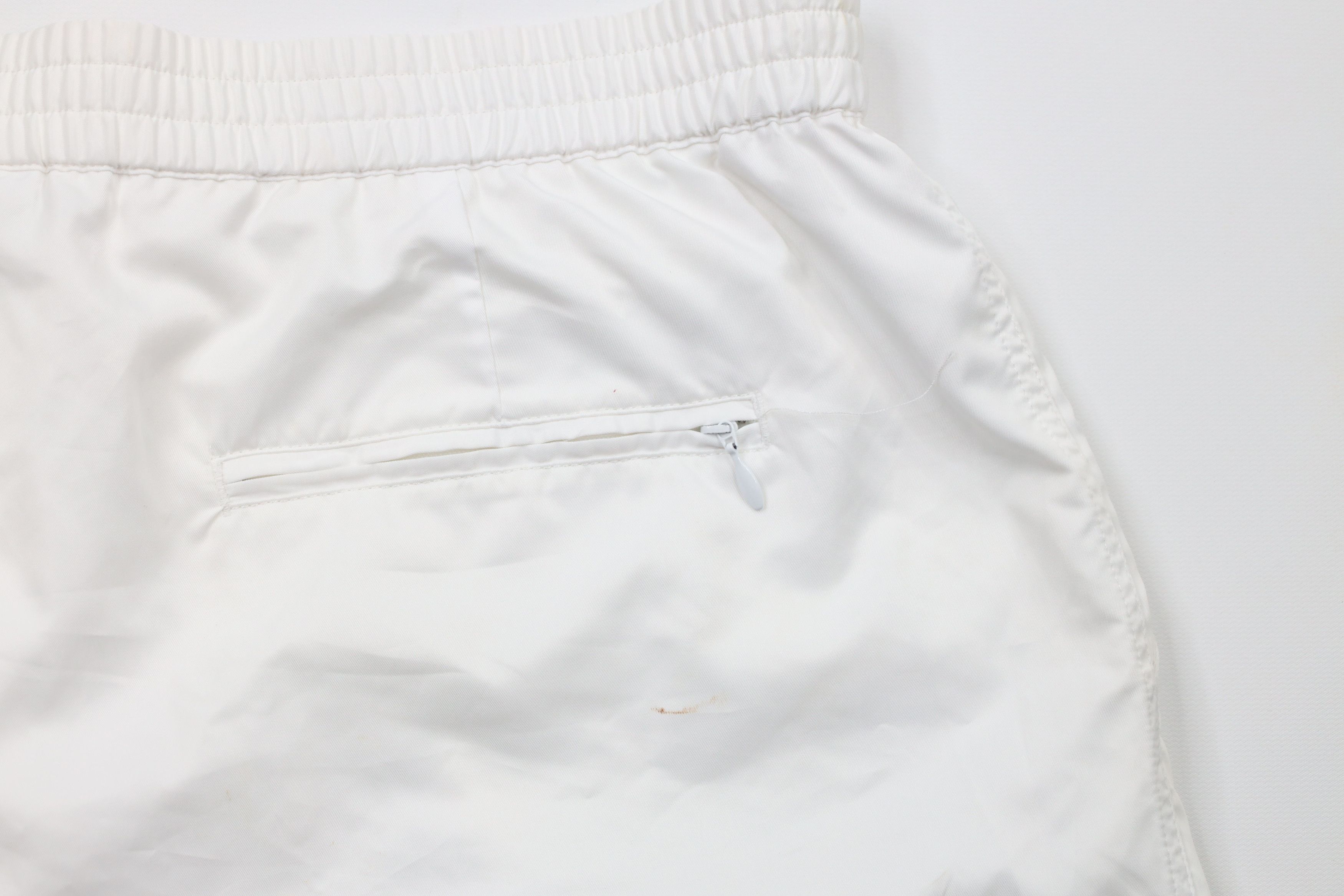 Nike × Vintage Vintage 90s Nike Challenge Court Knee Tennis Shorts White Size US 36 / EU 52 - 13 Thumbnail