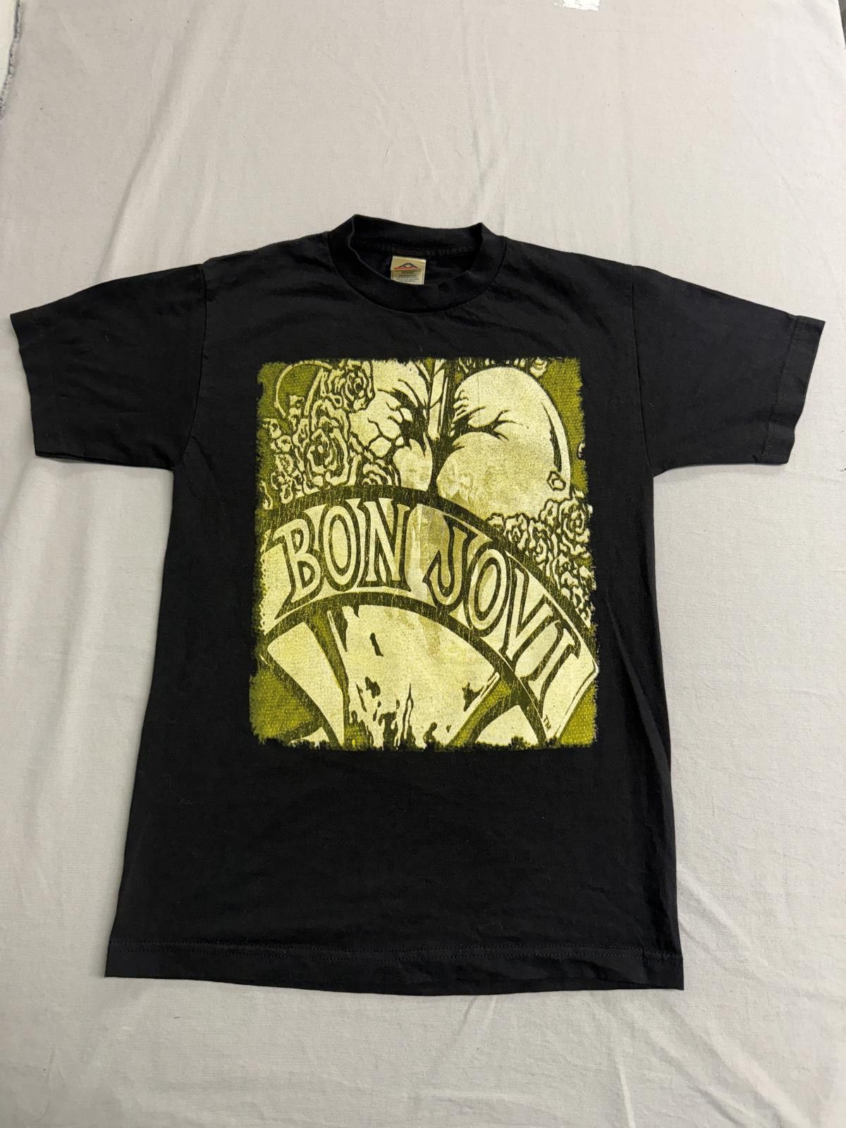 Other Bon Jovi Band Tour T-shirt 2008 Band Photo on Back - L Size US S / EU 44-46 / 1 - 1 Thumbnail