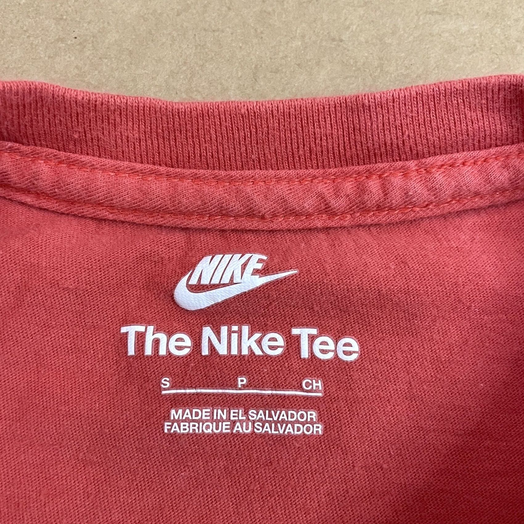 Nike Nike Shirt Adult Large Red Basketball Athletic Outdoors Mens Short Sleeve Size US XXL / EU 58 / 5 - 4 Thumbnail