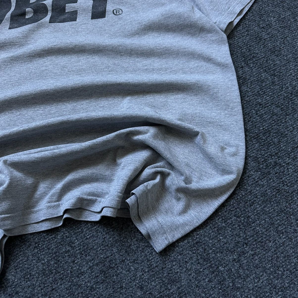 Obey VTG Adult Obey T-shirts Big Logo Size L Y2K 00s USa Hype Size US L / EU 52-54 / 3 - 6 Thumbnail