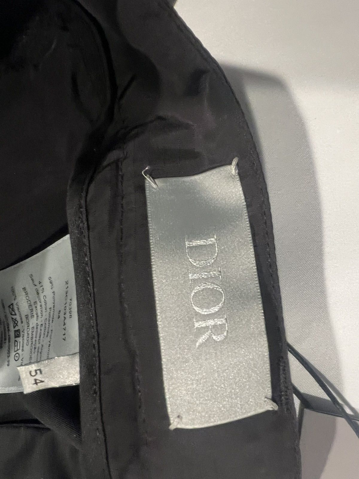 Dior Dior tech fabric pants rip stop . 54/38. $1650 Size US 38 / EU 54 - 11 Thumbnail