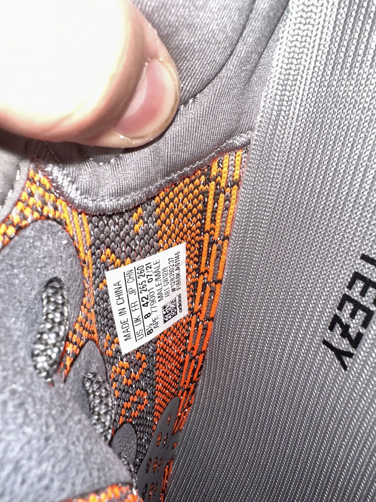 Adidas × Yeezy adidas Yeezy Boost 350 V2 Beluga Reflective Size US 8.5 / EU 41-42 - 2 Thumbnail