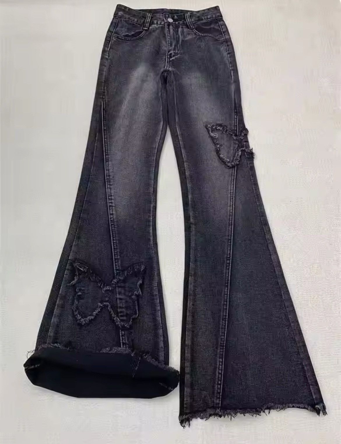 Japanese Brand × Vintage Flared jeans Low waist Dark washed denim Size 28" / US 6 / IT 42 - 1 Thumbnail