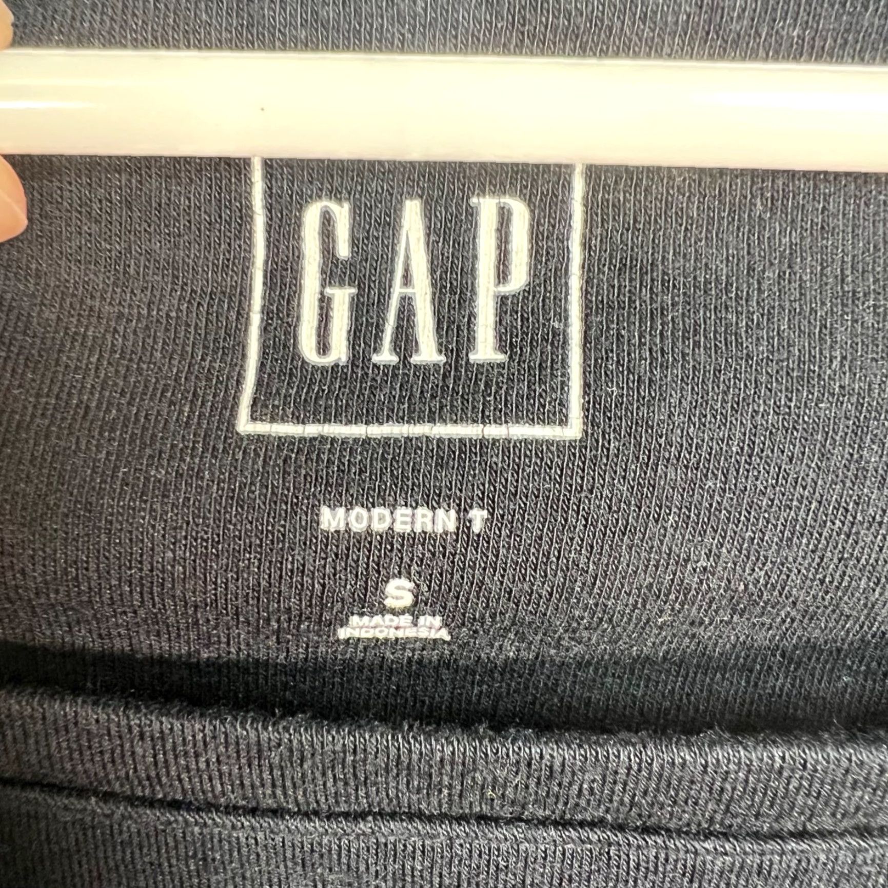 Gap Gap Top Women Modern Black Short Sleeve Ruffle Hem Square Neck T Shirt Small Top Subtle Basic Casual Cotton Spandex Size S / US 4 / IT 40 - 3 Thumbnail