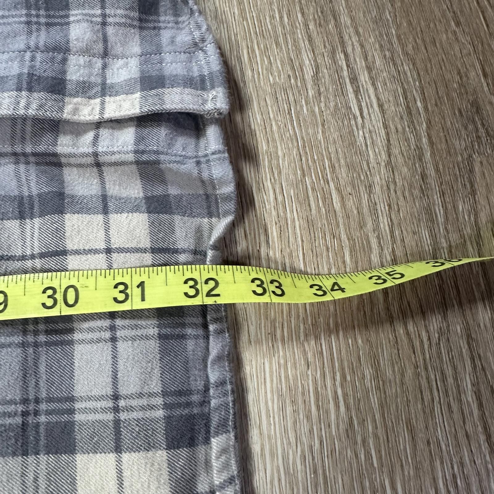 Carhartt Carhartt Mens Heavy Flannel XL Gray Cream Plaid Loose Fit Size US XL / EU 56 / 4 - 9 Thumbnail