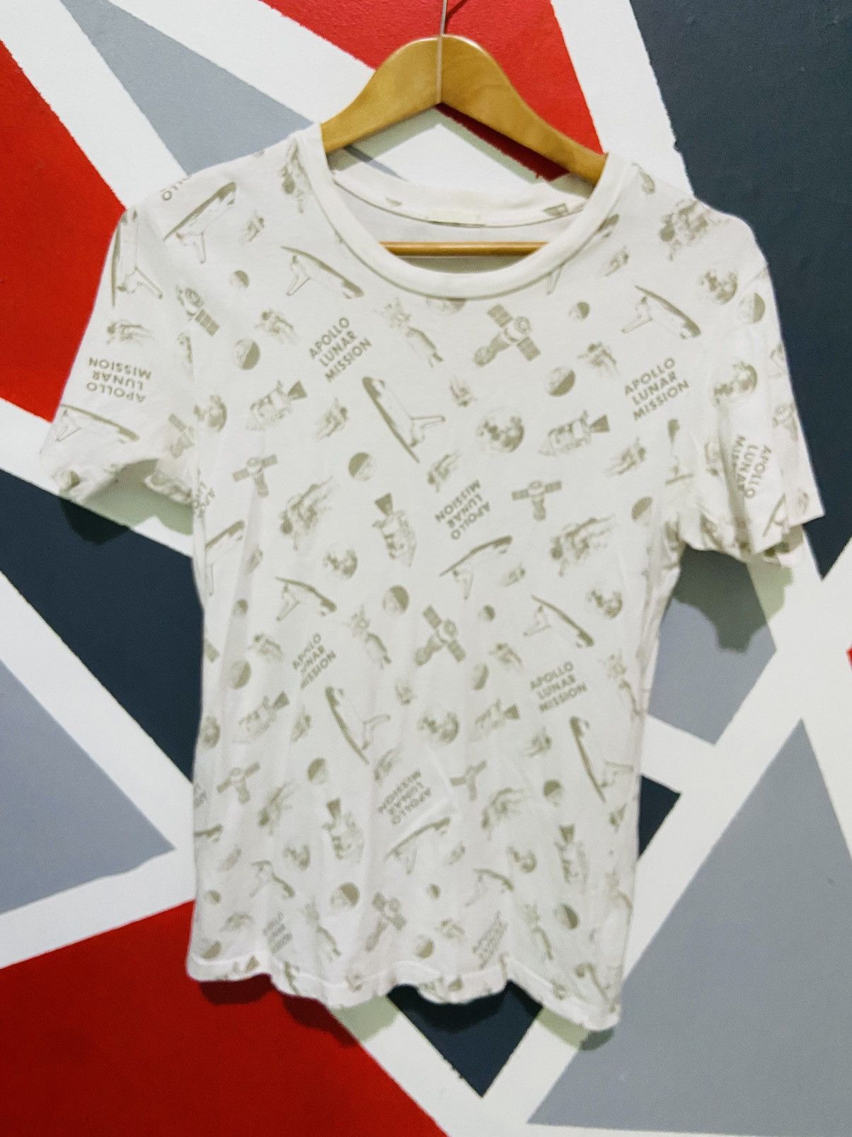 Japanese Brand Guu- Full Pront Apollo LunaR Mission Size US S / EU 44-46 / 1 - 1 Thumbnail