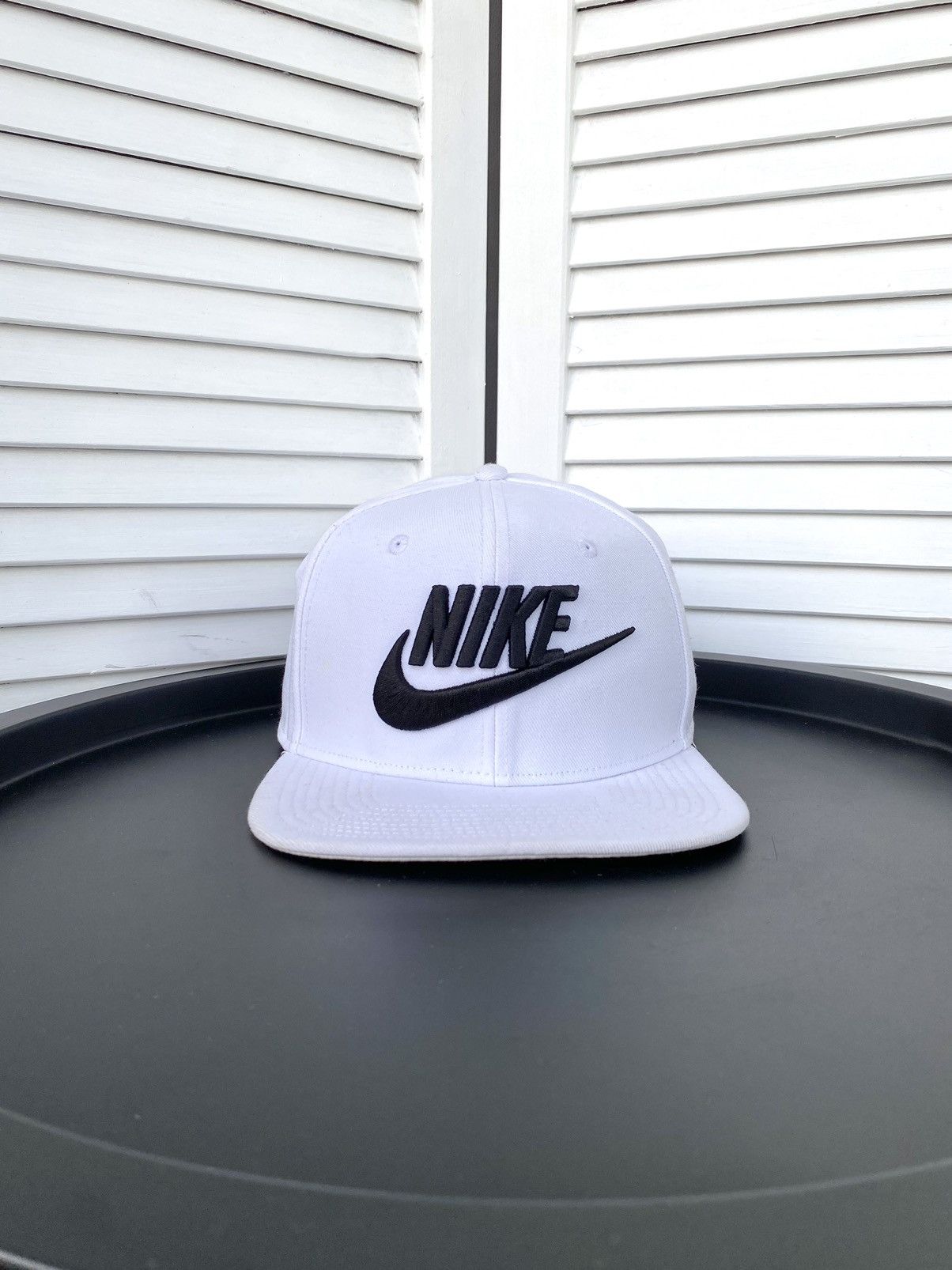 Nike Nike Pro Big Logo Swoosh Snapback 3D White Cap Hat Size ONE SIZE - 1 Thumbnail