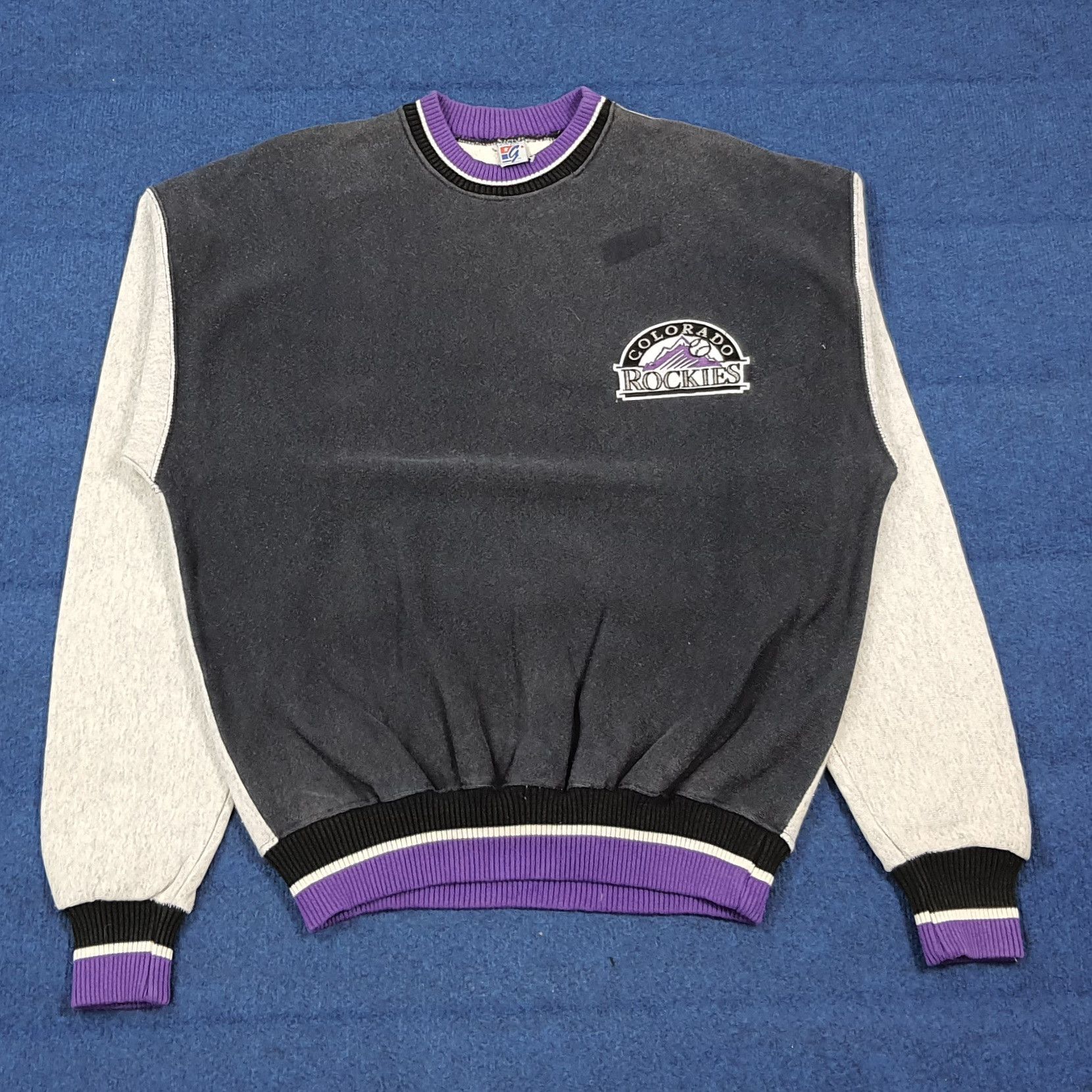 The Game 90s Colorado Rockies Sweatshirt Retro MLB Baseball C290N7 Size US L / EU 52-54 / 3 - 1 Thumbnail
