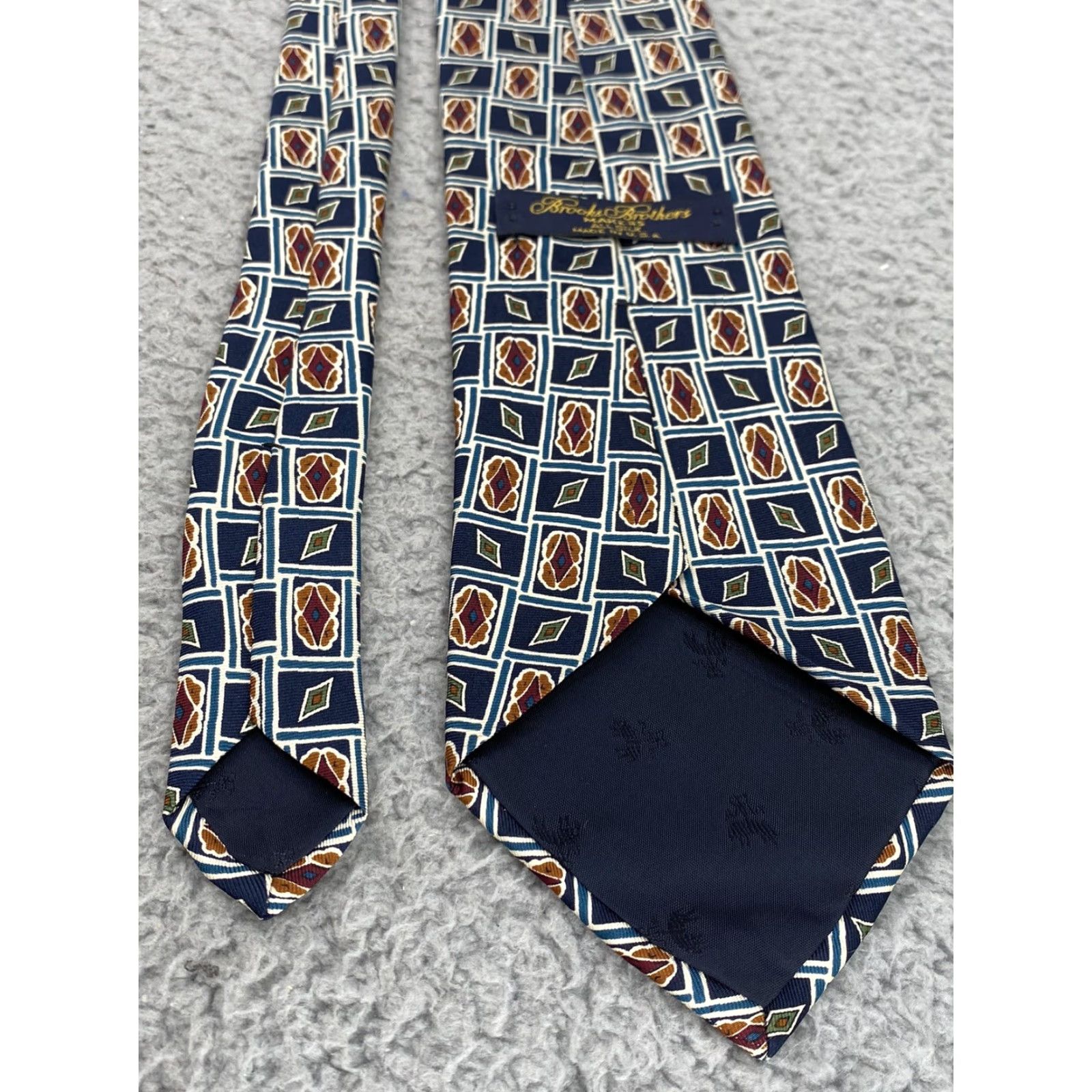 Brooks Brothers VINTAGE Brooks Brothers Geometric 100% Silk Tie Mens Classic Made in USA Preppy CorpCore Size ONE SIZE - 5 Thumbnail