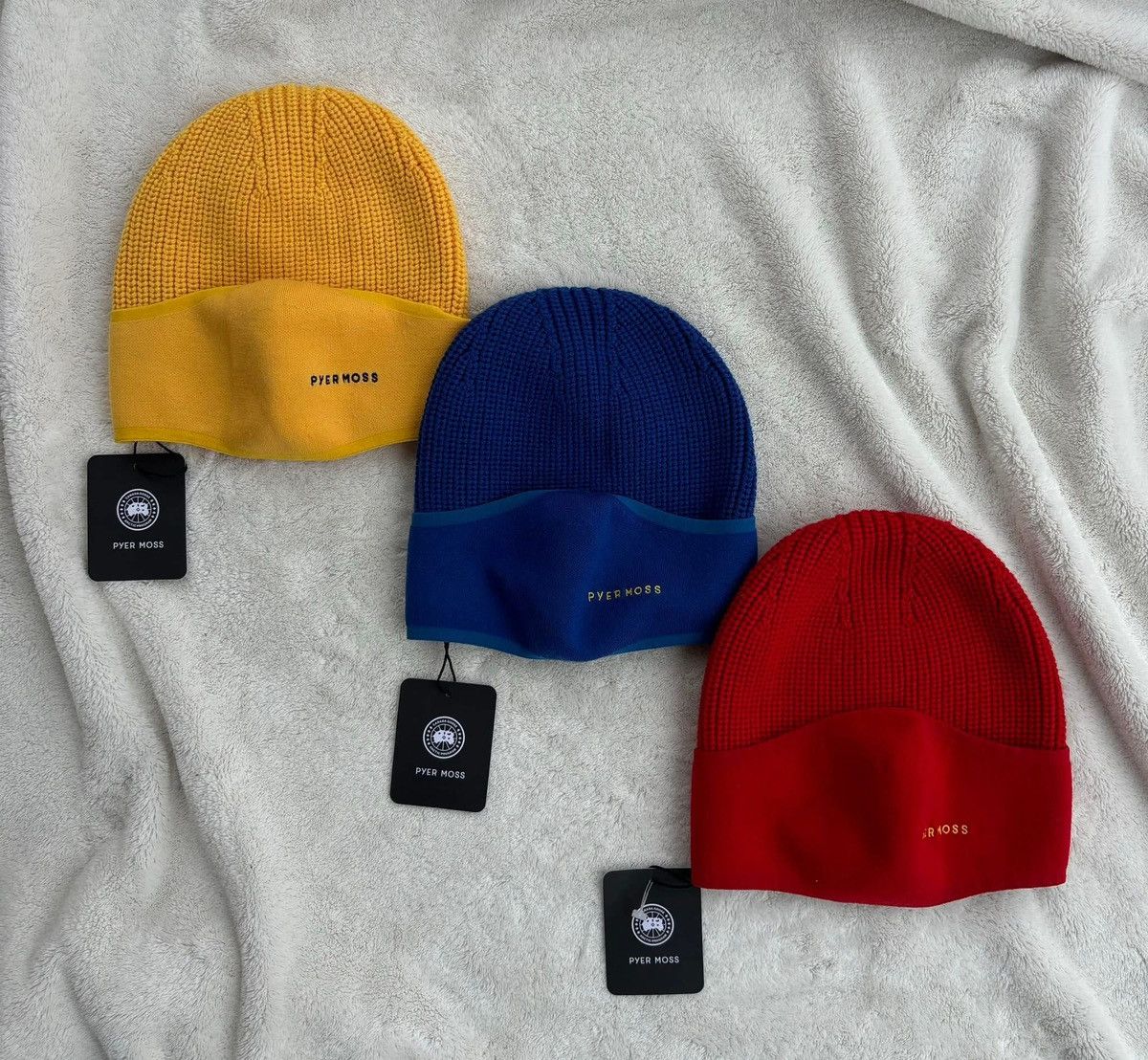 Canada Goose × Pyer Moss Canada Goose x Pyer Moss Red Wool Badge Beanie/Balaclava Size ONE SIZE - 2 Thumbnail