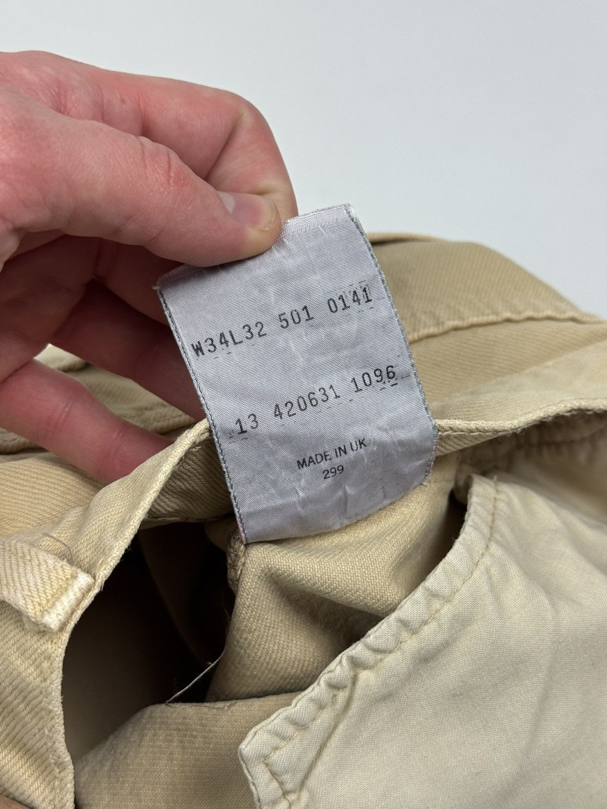 Levi's 1990’s Vintage Faded Levi’s 501 Beige Jeans Pants Size US 32 / EU 48 - 13 Thumbnail