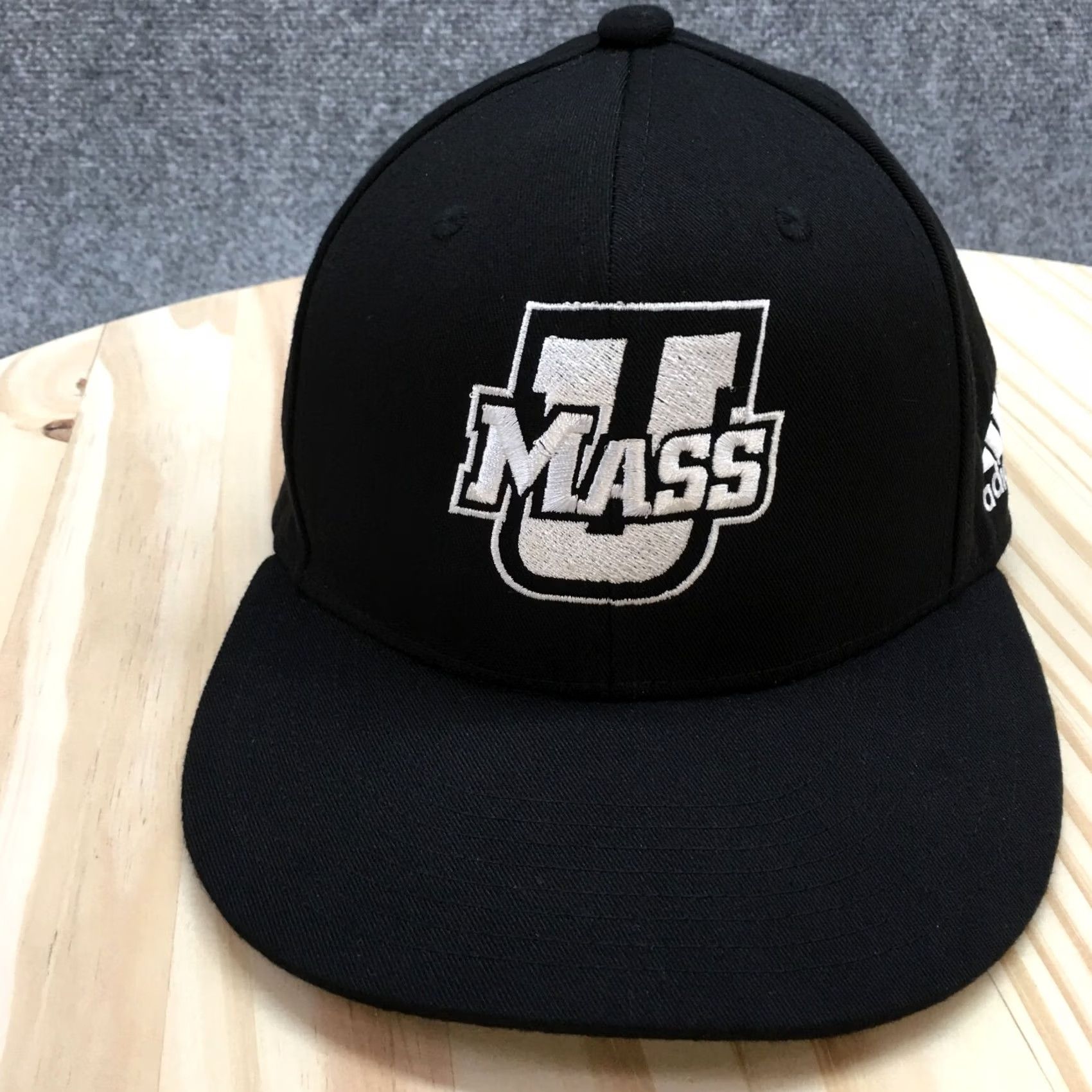 Adidas Adidas U Mass Baseball Hat Mens Black OS Adjustable Curved Brim Embroidered Logo Size ONE SIZE - 2 Thumbnail