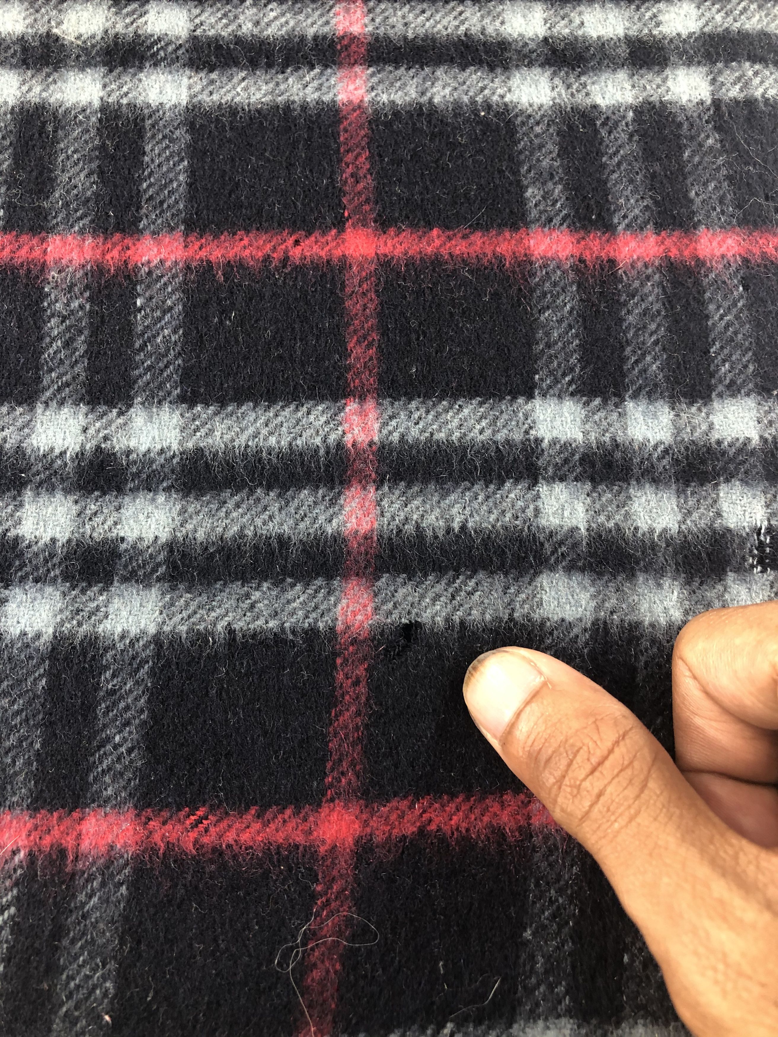 Burberry Burberry Cashmere Scarf / Muffler / Neckwear Size ONE SIZE - 4 Thumbnail