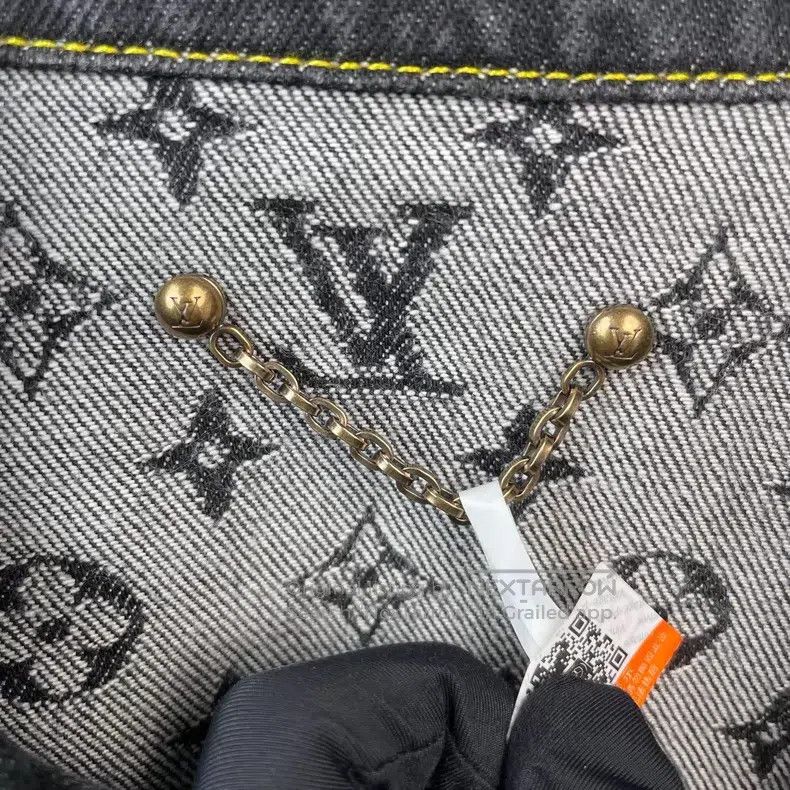Louis Vuitton Louis Vuitton Nigo Full Print Patchwork Full Logo Black De Size US M / EU 48-50 / 2 - 8 Thumbnail