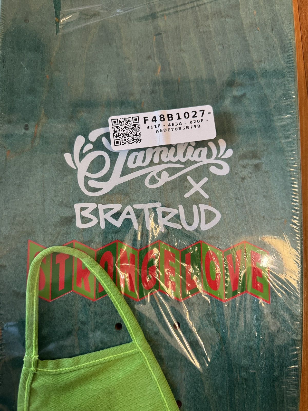 StrangeLove Skateboards Strangelove x Todd Bratrud Strawberry Cough Deck Size ONE SIZE - 3 Thumbnail