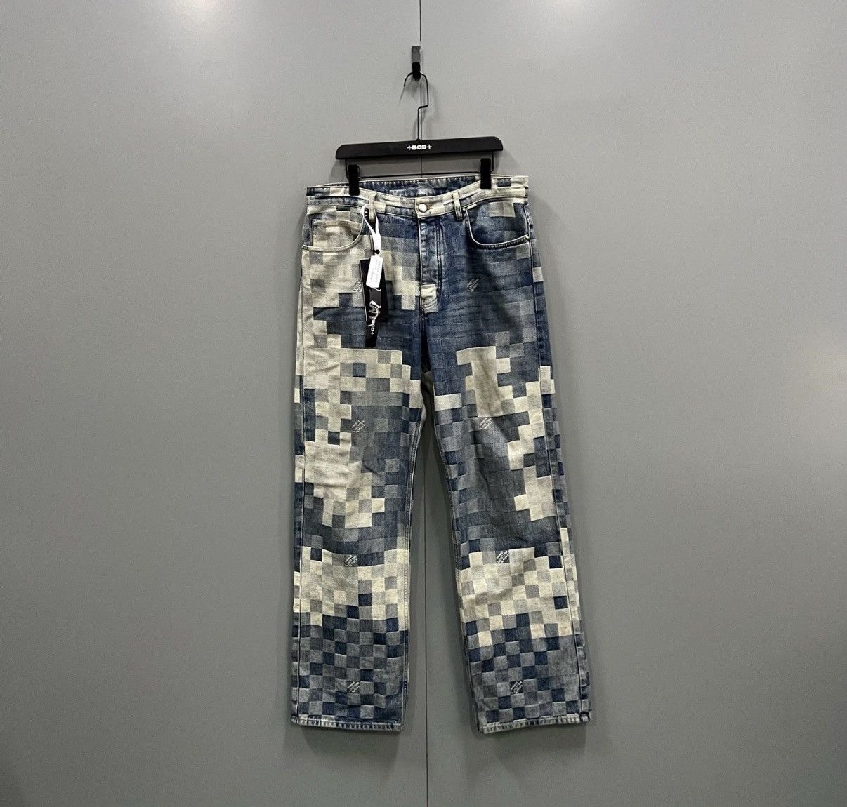 Louis Vuitton Louis Vuitton Pharrell Williams Mosaic Denim Pants J41 Size 33" - 1 Thumbnail