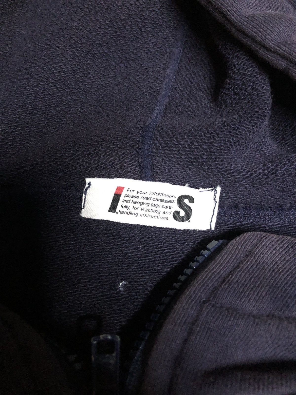 Tsumori Chisato Issey Miyake Chisato IS Hoodie Logo Sweater Size US M / EU 48-50 / 2 - 10 Thumbnail