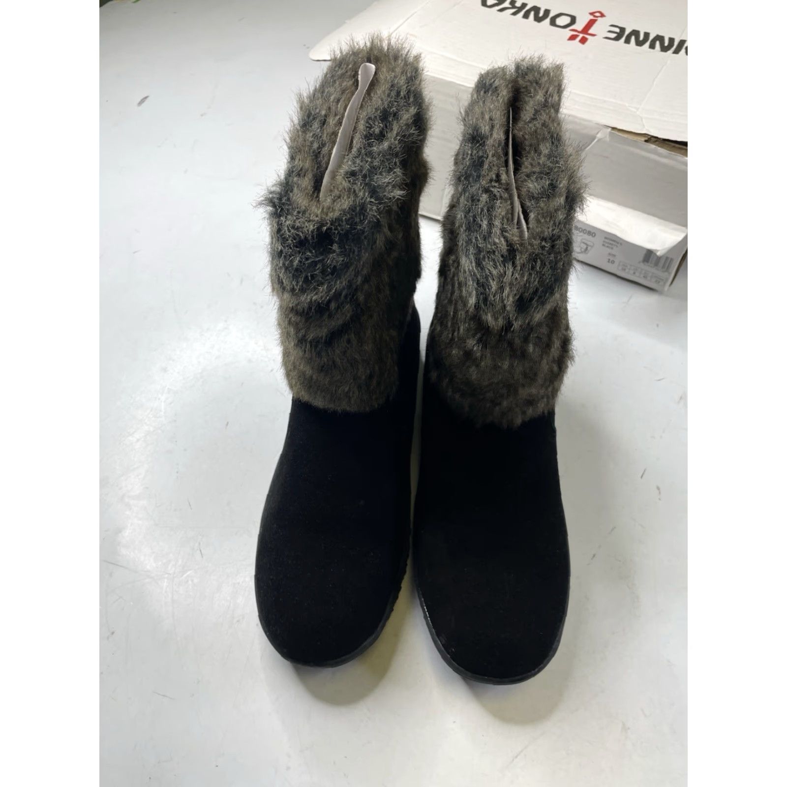 Minnetonka VINTAGE Minnetonka Boot Suede Everett Boots Black Leather #80080 Faux Fur Mid Calf Womens 10 Black Boots Womens Size US 10 / IT 40 - 4 Thumbnail