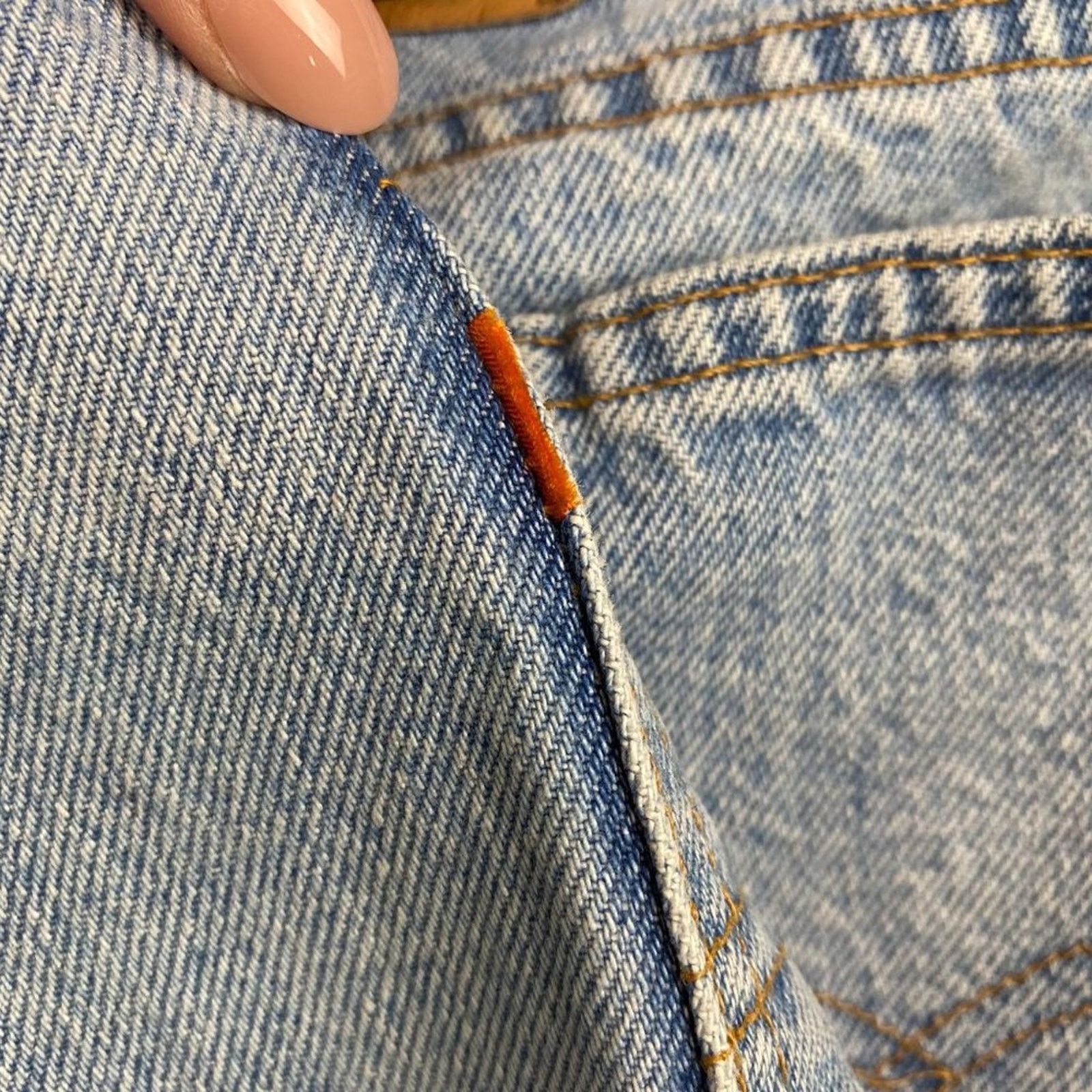 Levi's Vintage 1992 Orange Tab Levi's 550 Lightwash Denim Shorts 40 Size US 40 / EU 56 - 6 Thumbnail
