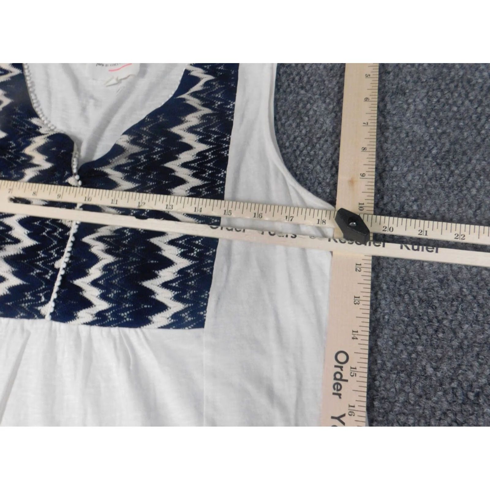 Vince Camuto Vince Camuto Womens Blouse M White Sleeveless Round Neck Pullover Casual Button Cotton 100% Regular Womens Size M / US 6-8 / IT 42-44 - 6 Thumbnail