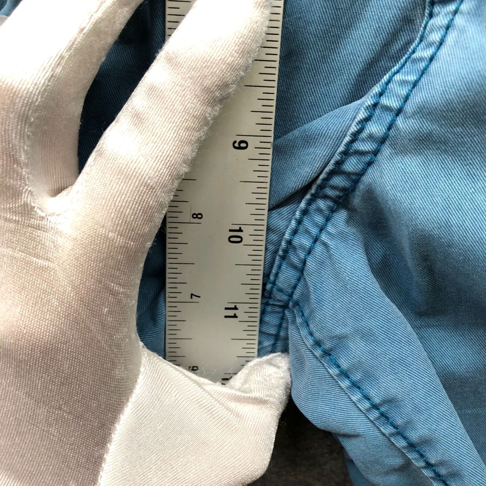 American Eagle Outfitters American Eagle Classic Fit Chino Shorts Mens 30 Light Blue 10" Inseam Size US 30 / EU 46 - 6 Thumbnail