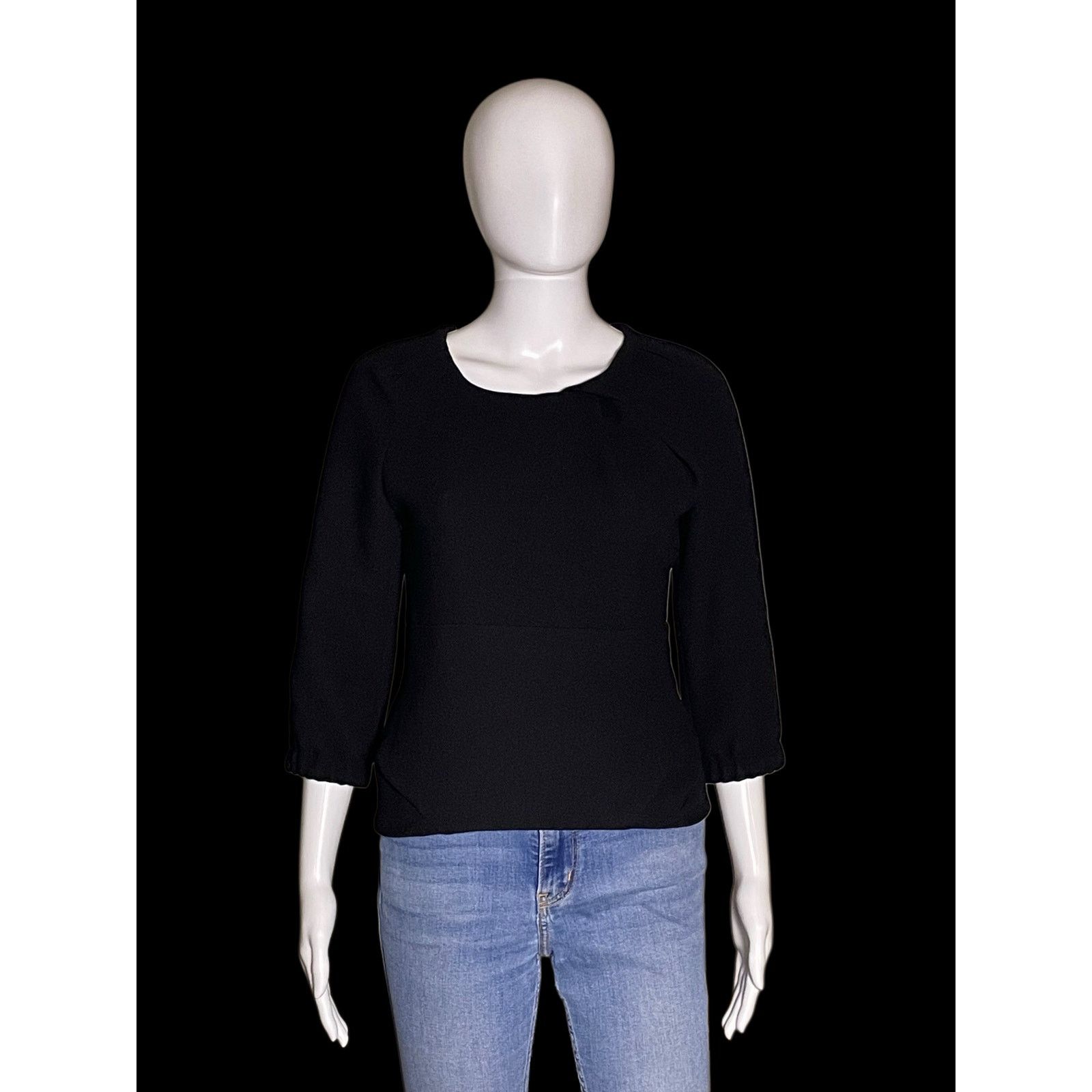 Louis Vuitton 2006 Louis Vuitton Black Wool and Silk Top By Marc Jacob Size XS / US 0-2 / IT 36-38 - 1 Thumbnail