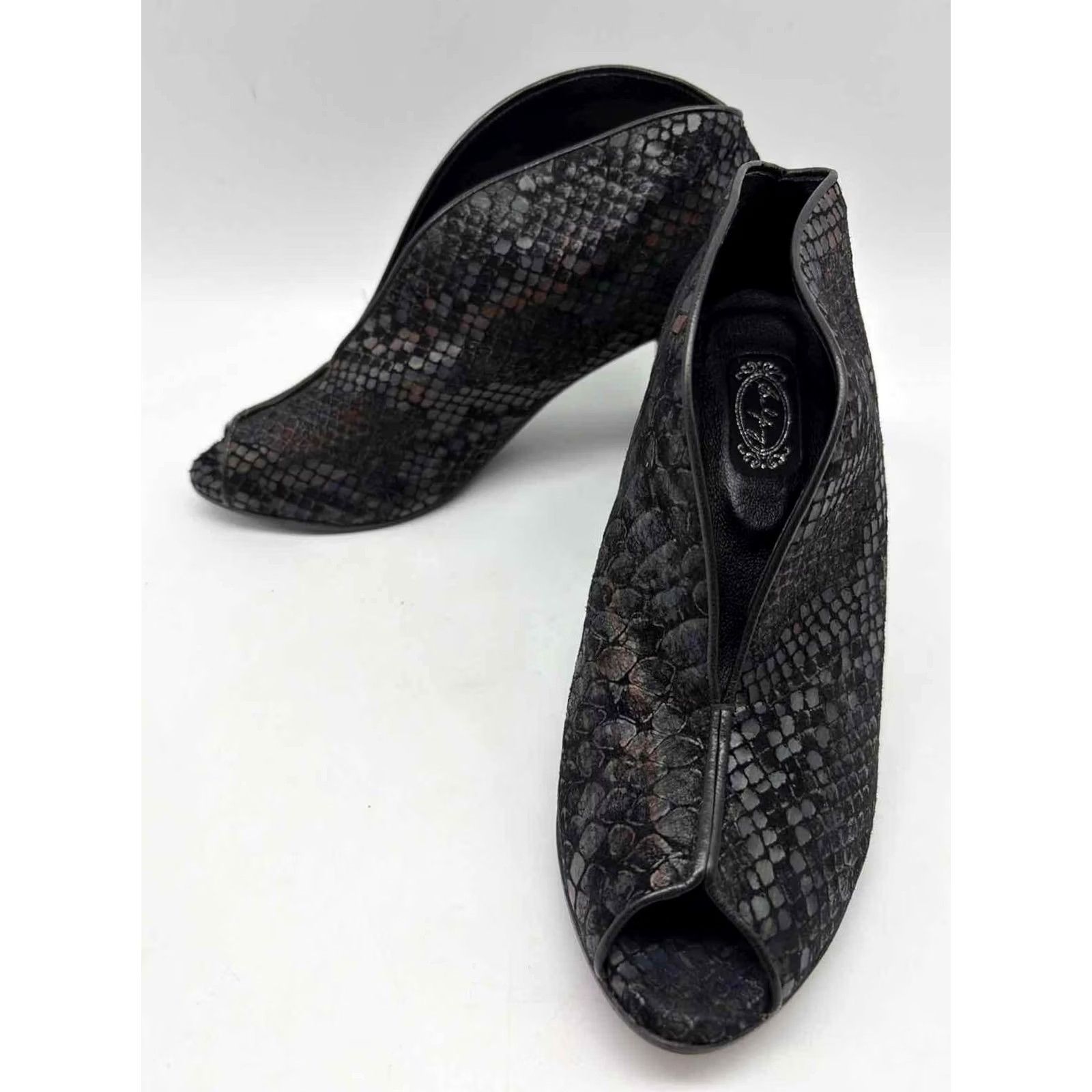 Vintage Salpy Black Open Toe Heels 6.5 Size US 7 / IT 37 - 2 Thumbnail