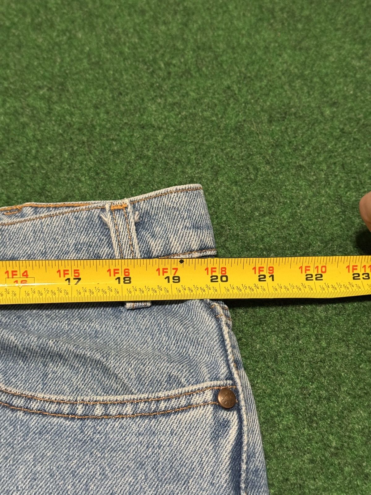 Levi's Vintage Clothing Vintage Levis 540 Relaxed Wide Leg 40x30 USA Made Jeans Size US 40 / EU 56 - 7 Thumbnail