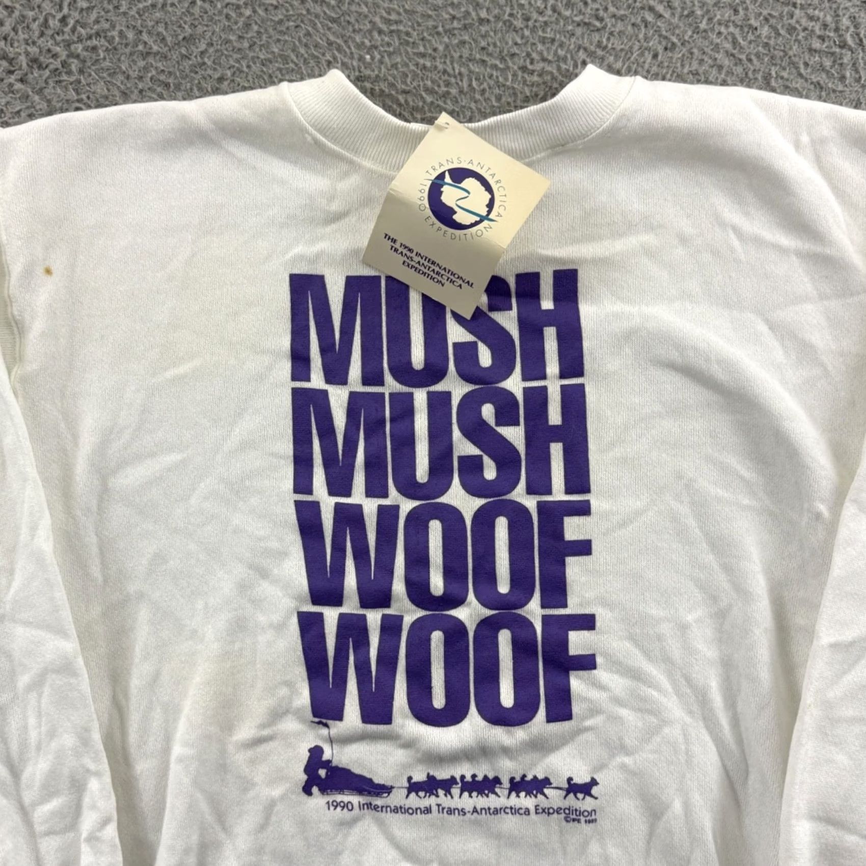 Vintage VINTAGE Oneita T-Shirt Men M White 90s NWT Sweatshirt Logo Angel Animals Adventure Time 1990s Size US M / EU 48-50 / 2 - 3 Thumbnail