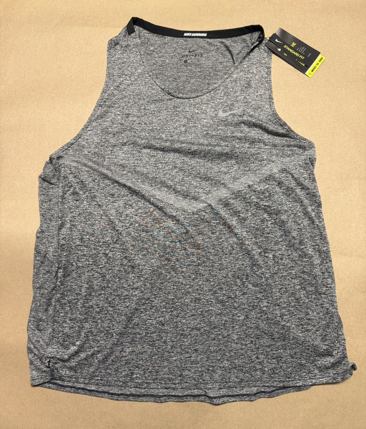 Nike Nike DriFit Running Tank top Standard Fit reflective trim XL Size US XL / EU 56 / 4 - 1 Thumbnail