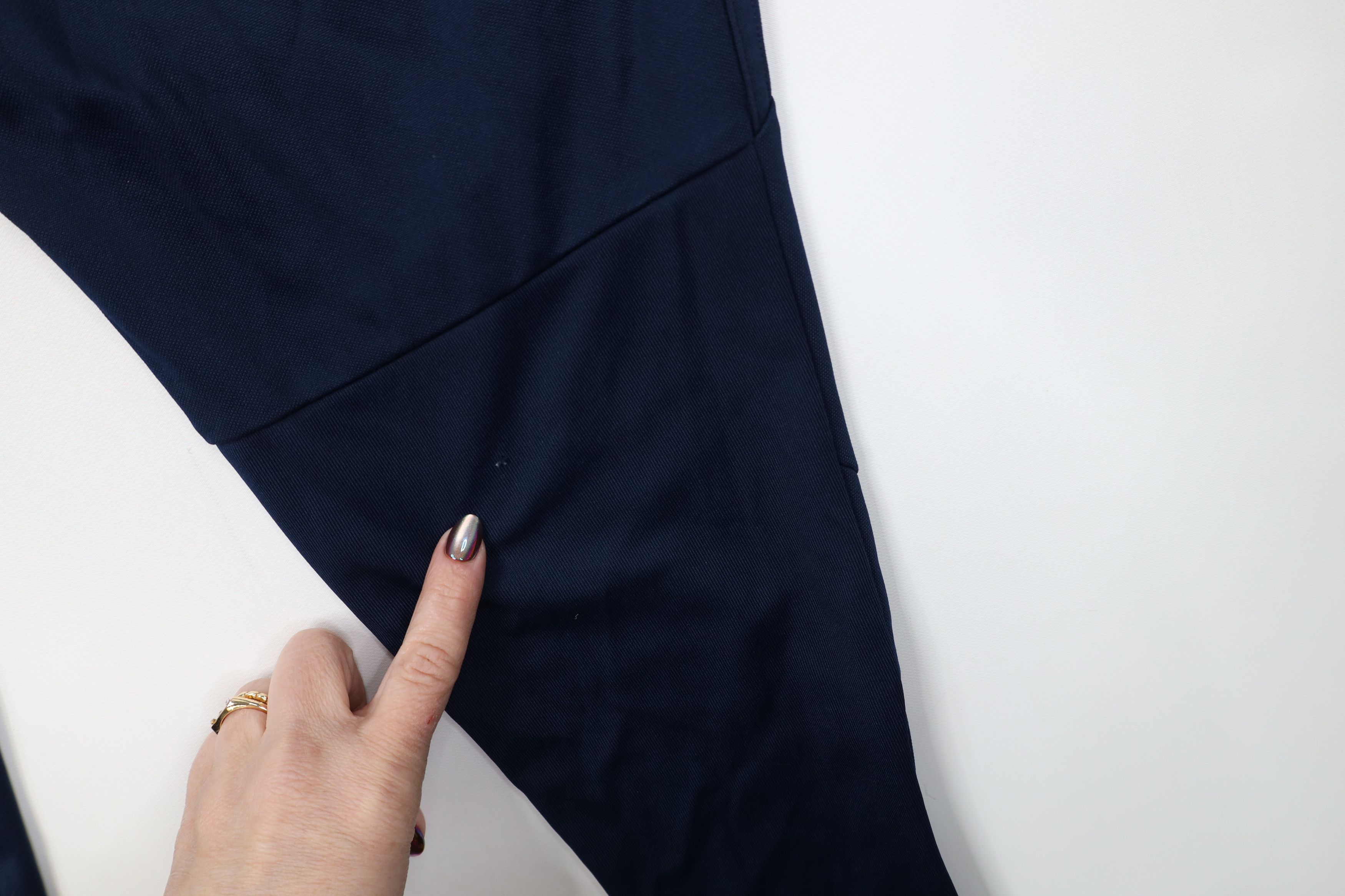 Adidas Vintage Y2K Adidas Striped Tapered Leg Running Soccer Pants Size US 32 / EU 48 - 14 Thumbnail