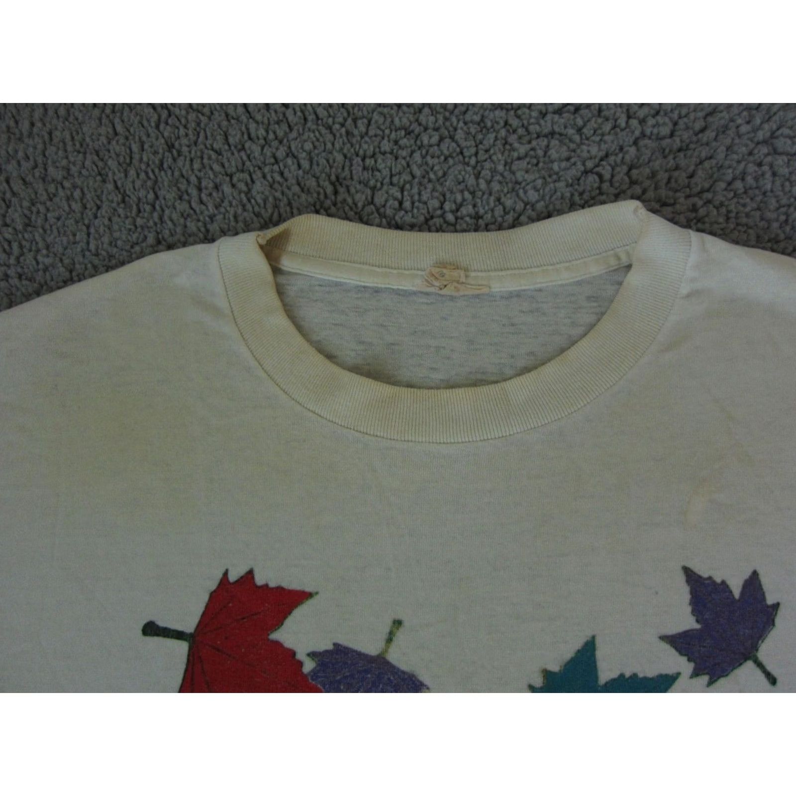 Vintage VINTAGE Canada Shirt Adult Extra Large XL White Leaves Casual Mens Single Stitch 80s Size US XL / EU 56 / 4 - 7 Thumbnail