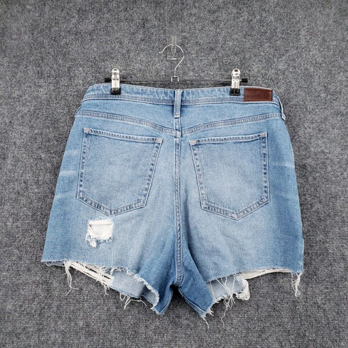 Short Hollister Talla 24