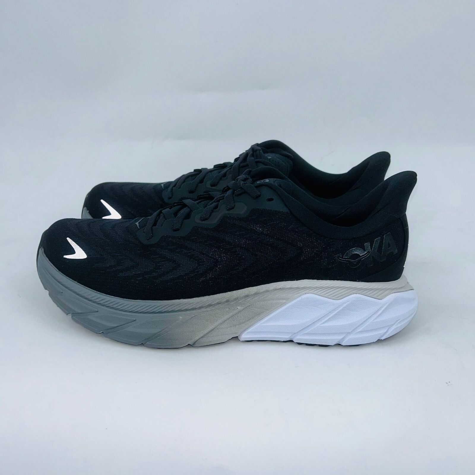 Hoka HOKA ARAHI 6 BLACK/WHITE ATHLETIC WOMENS SNEAKERS SIZE 9.5B Size US 9.5 / IT 39.5 - 4 Thumbnail