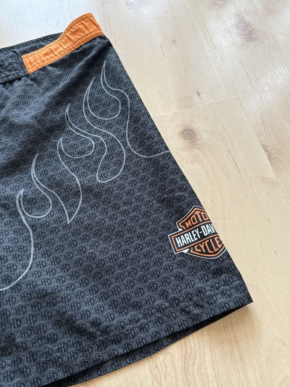 Harley Davidson Harley Davidson flame logo shorts vintage y2k Size US 29 - 3 Thumbnail