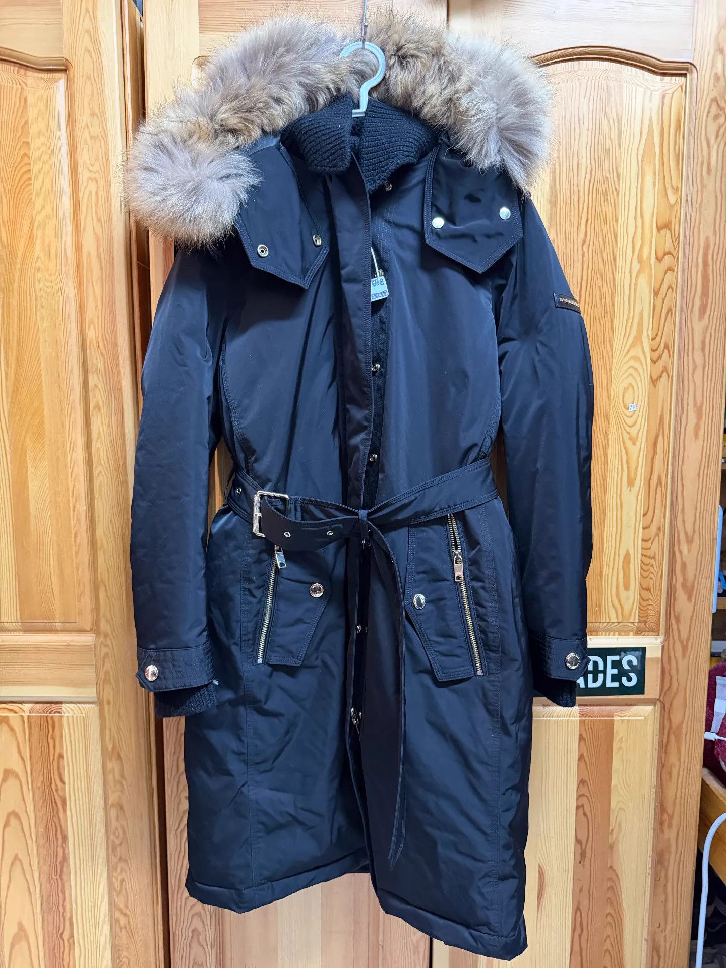 Burberry Burberry 8 Mid Hooded Down Jacket Gray Fur Belt Size M / US 6-8 / IT 42-44 - 1 Thumbnail