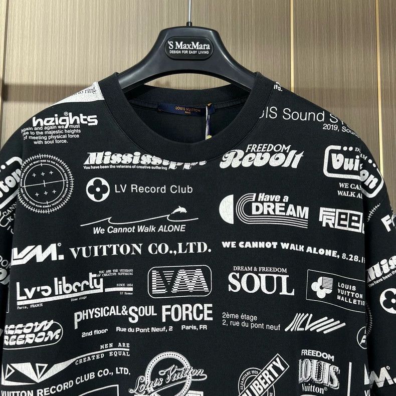 Louis Vuitton Louis Vuitton Short Sleeve Logo Printed TShirt-2506 Size US S / EU 44-46 / 1 - 3 Thumbnail