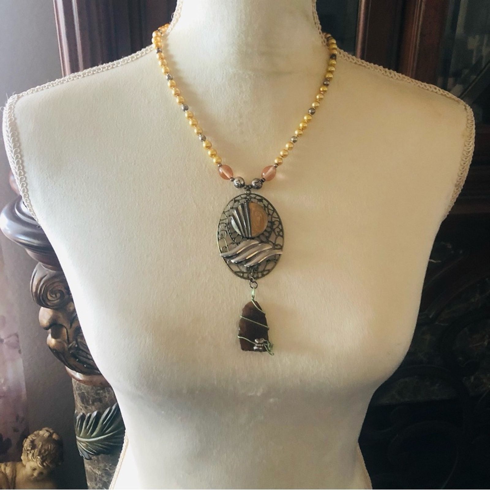 Handmade Handcrafted repurpose wired carnelian pearl necklace Size ONE SIZE - 5 Thumbnail