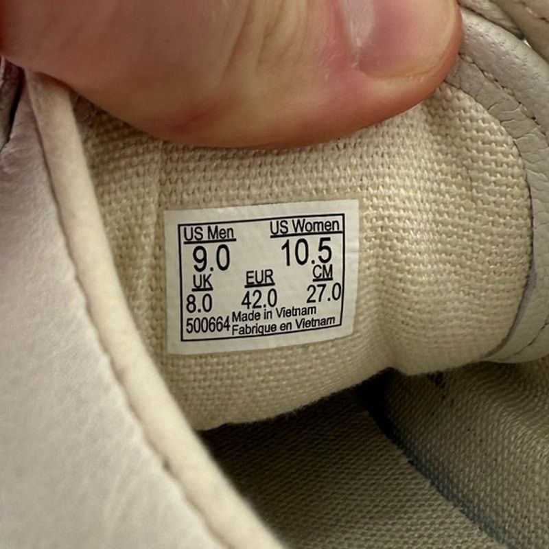 Vans Vans Unisex Old Skool Warm Beige/White Side Stripe Sneakers Size US 9 / EU 42 - 7 Thumbnail