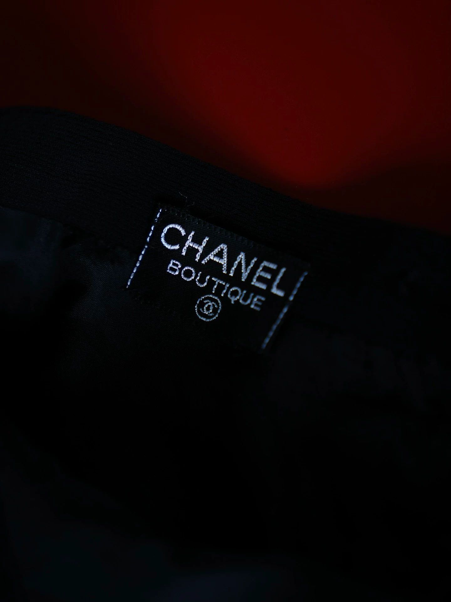 Chanel Chanel Vintage Black Gold Pleats Skirt CC Buttons Size 27" / US 4 / IT 40 - 5 Thumbnail