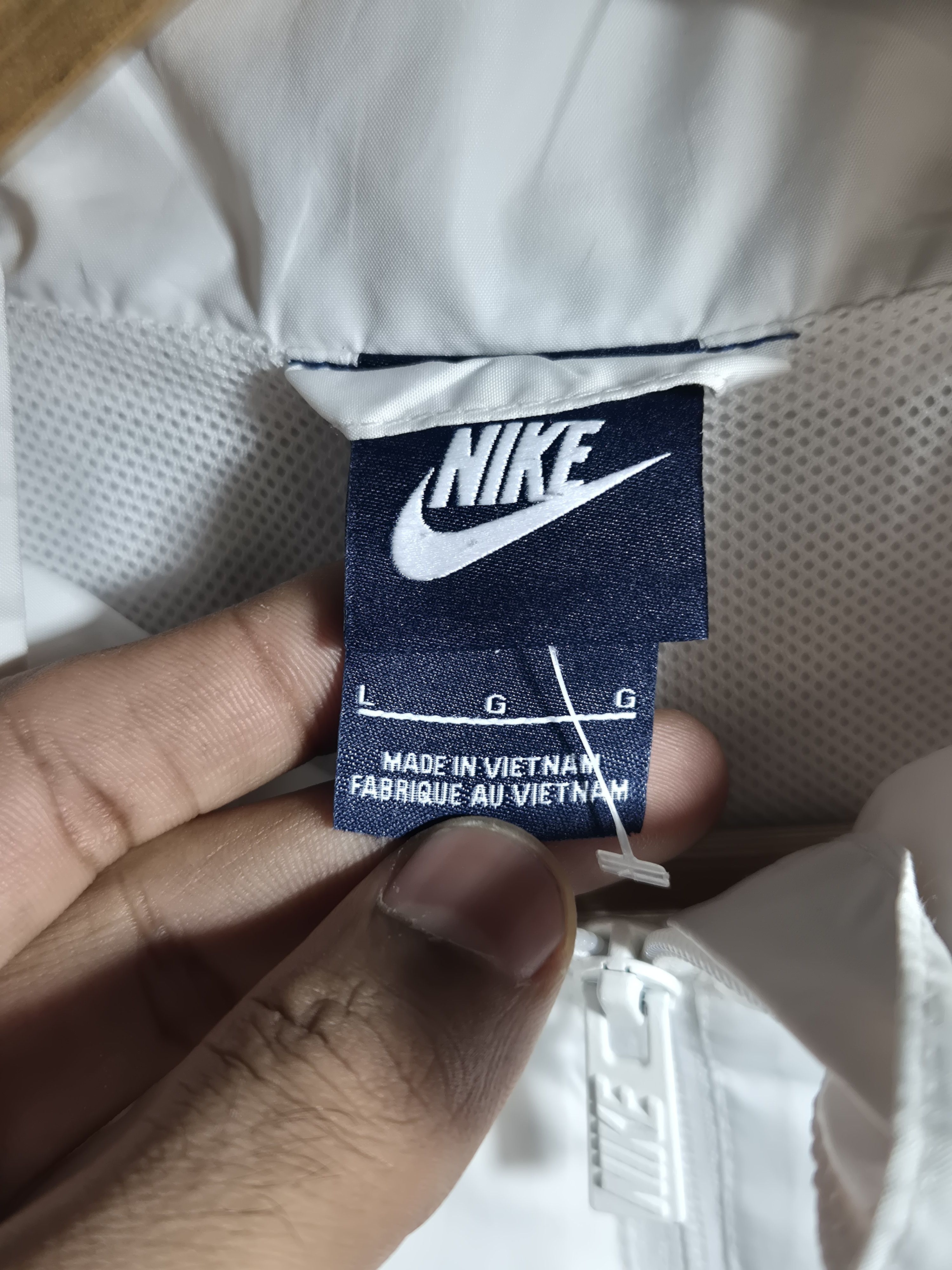Nike Nike Colorblock windbreaker track top Size US L / EU 52-54 / 3 - 3 Thumbnail