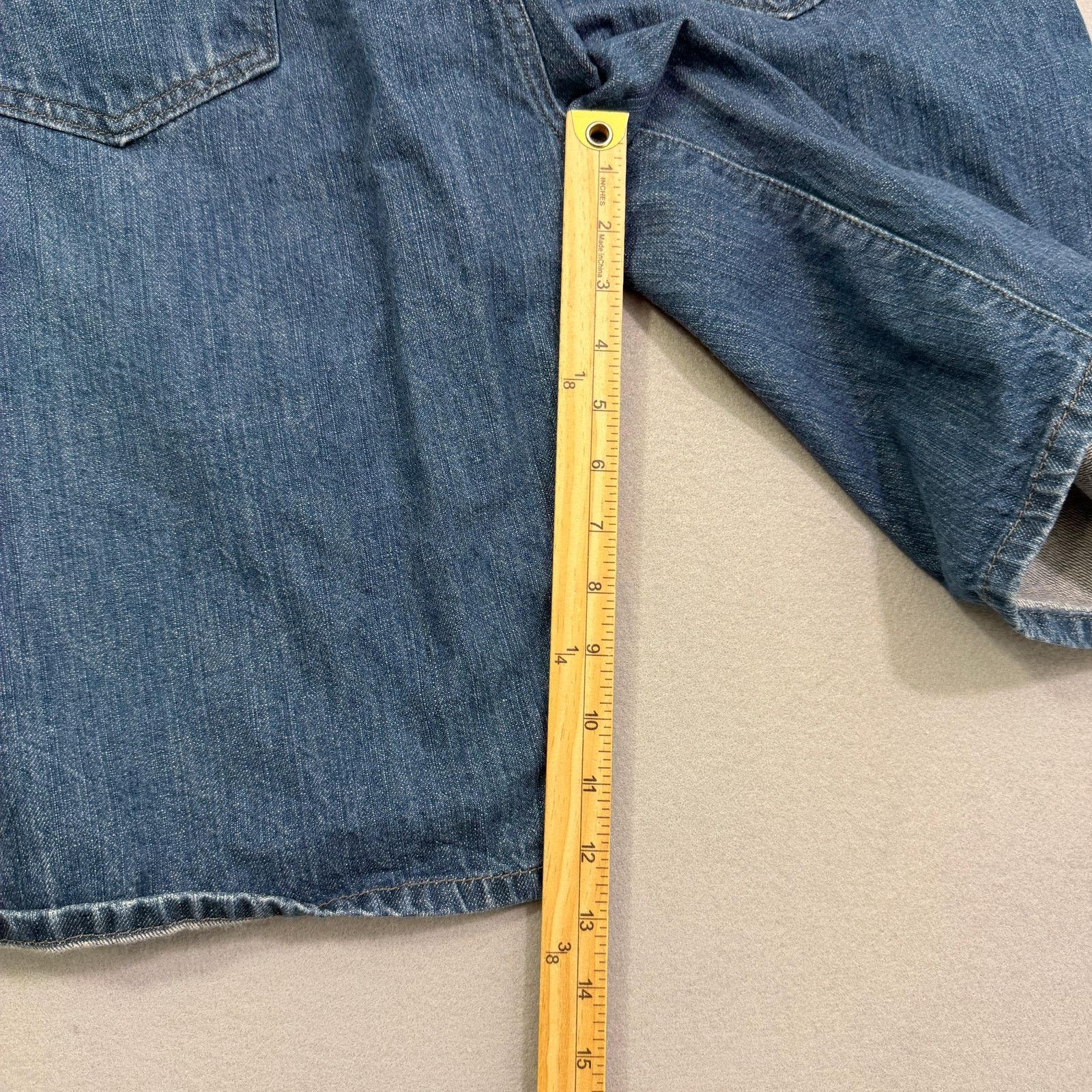 Levi's Vintage Levis 569 Jean Shorts 38 Blue 12" Inseam Baggy Size US 38 / EU 54 - 10 Thumbnail