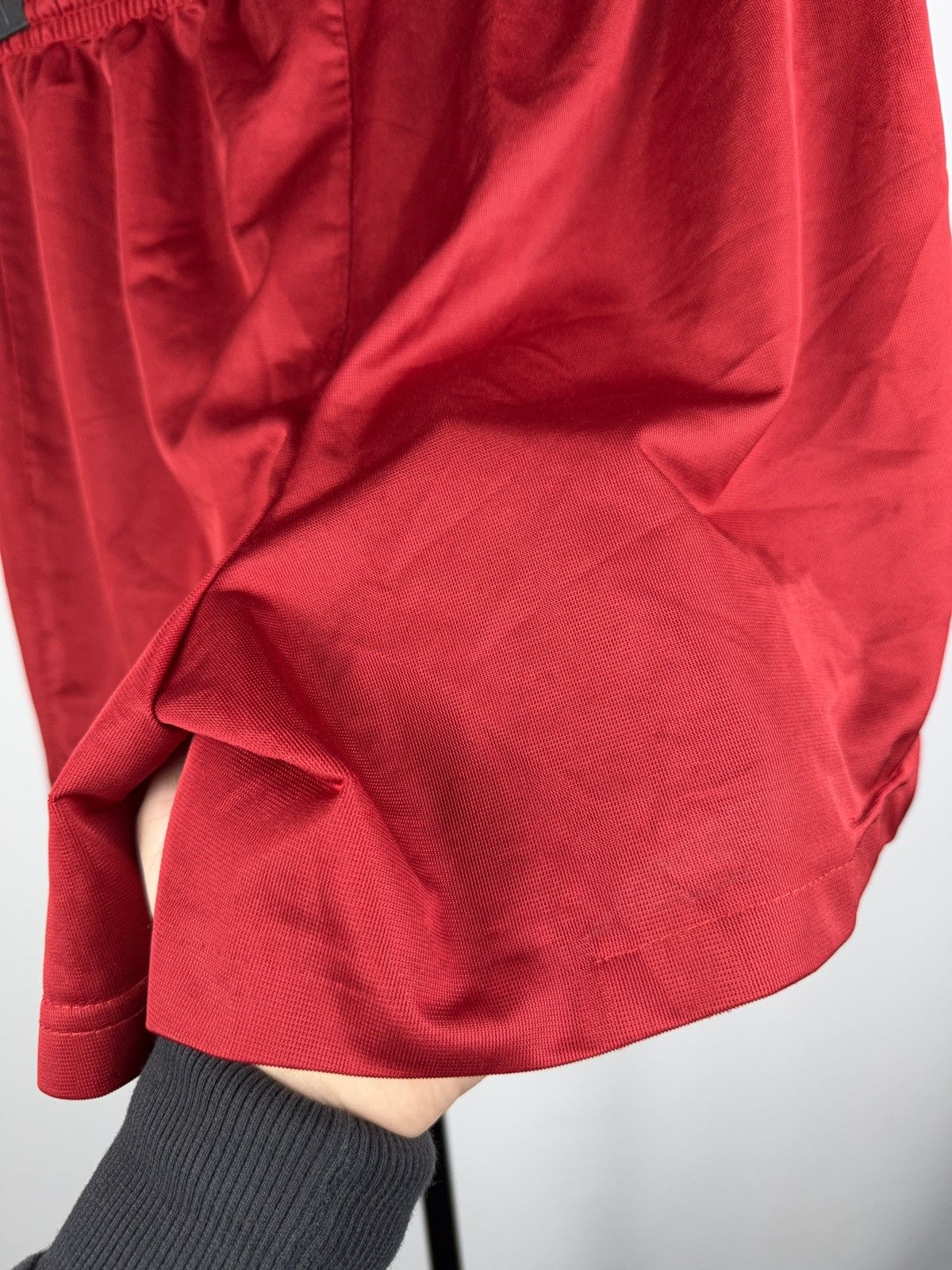 Nike Vintage 80s USA RETRO Nike Red Nylon Training Shorts Y2K Size US 31 - 12 Thumbnail